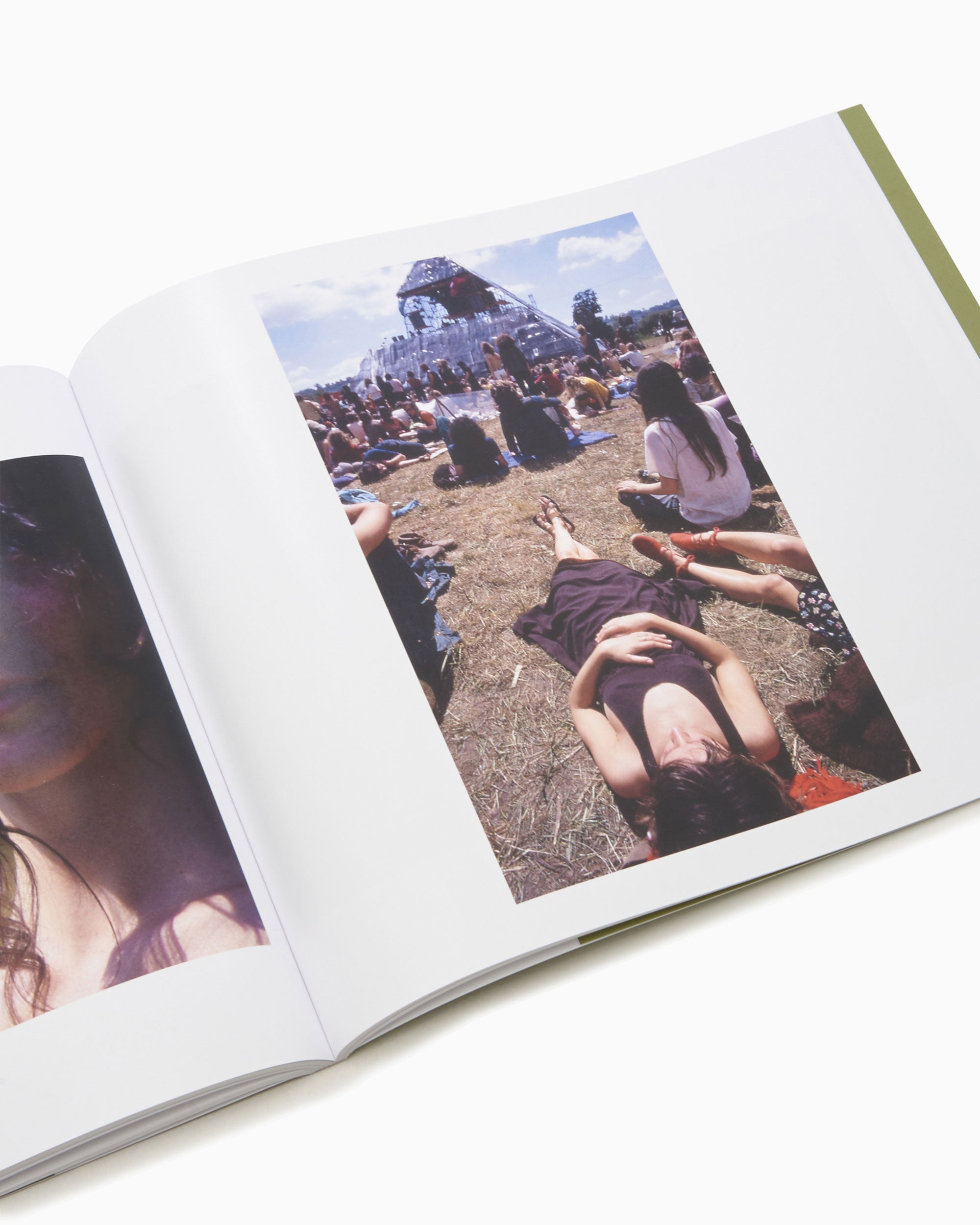 Books Magazines IDEA Paul Misso In the Vale of Avalon: Glastonbury Festival 1971 - IDEA-FW3-REF6