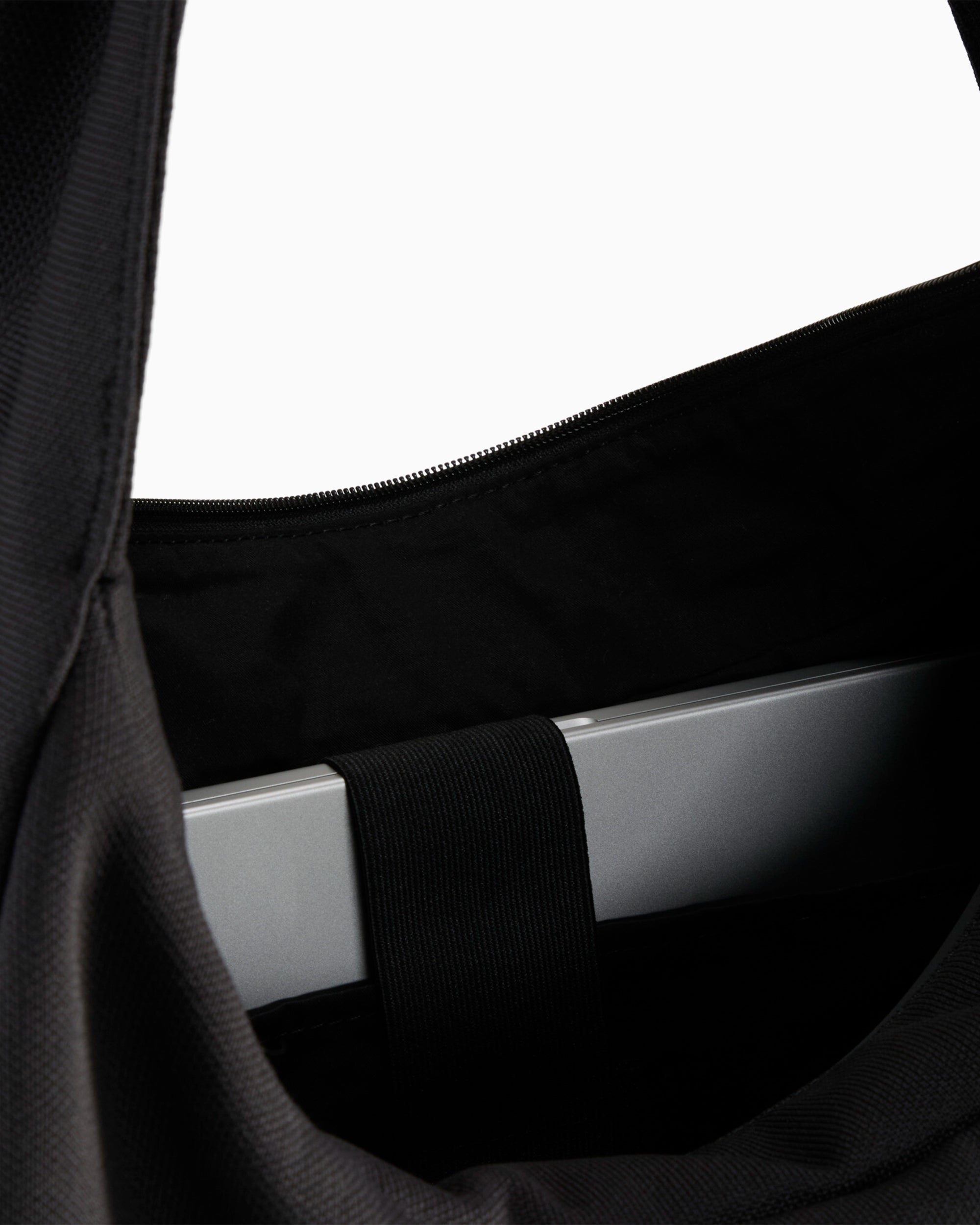 Handbags Puma x San San Gear Crossbody Unisex Shoulder Bag - 091820-01