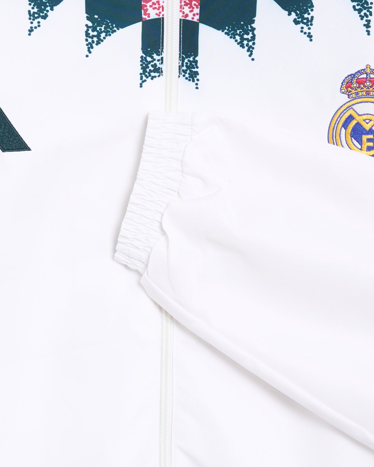 Jackets Coats adidas Originals Real Madrid C.F. Stadium Logo Relaxed Men's Track Jacket - KG2956