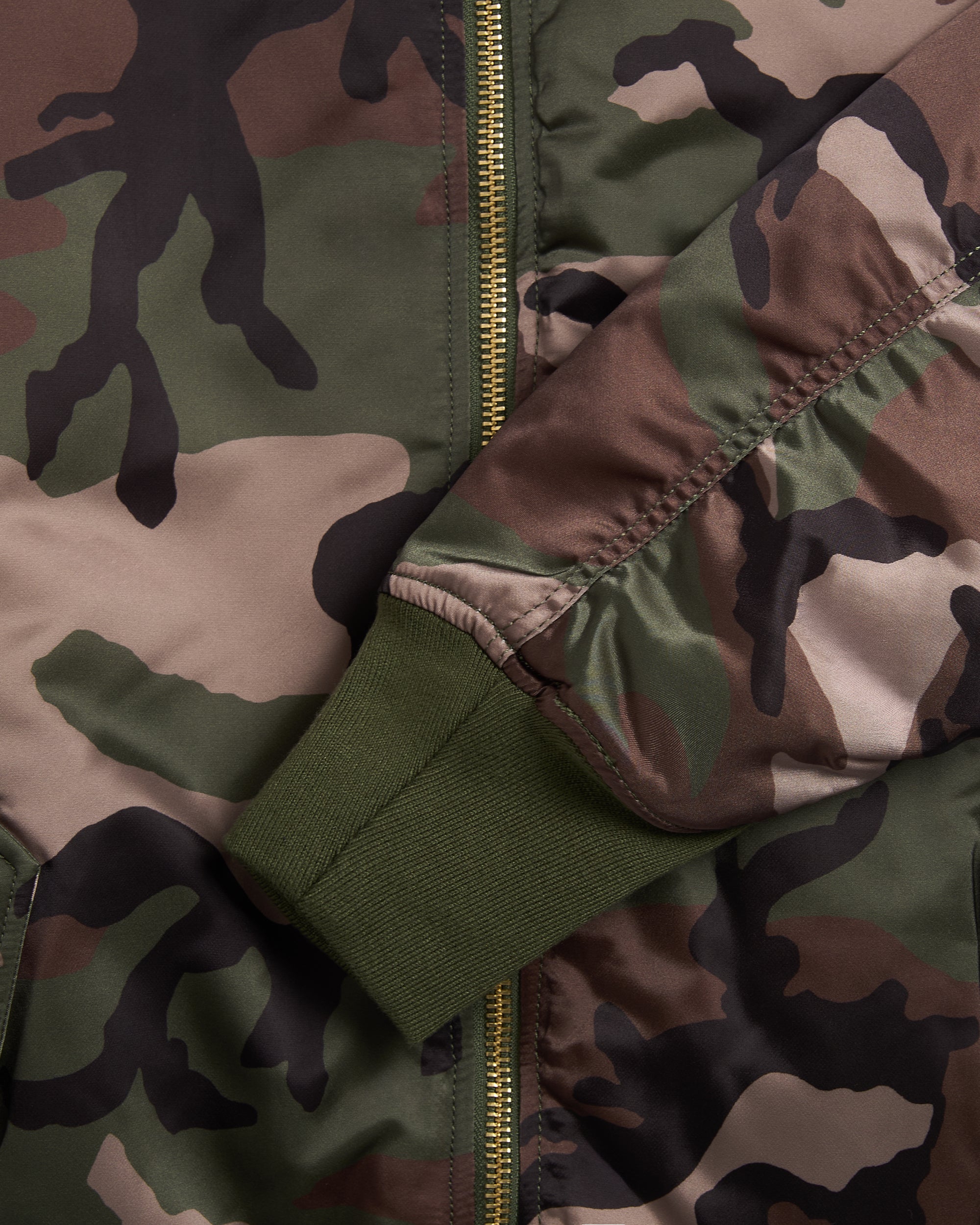 Jackets Coats Alpha Industries MA-1 Base Flight Camo Men's Bomber - 756111C-408