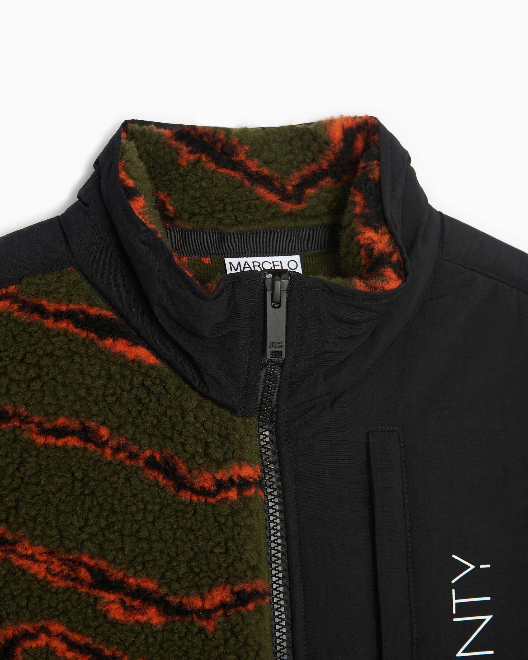 Jackets Coats Marcelo Burlon All Over Camou Pile Zip Men's Vest Men's Vest - CMEA169F21FAB0015620