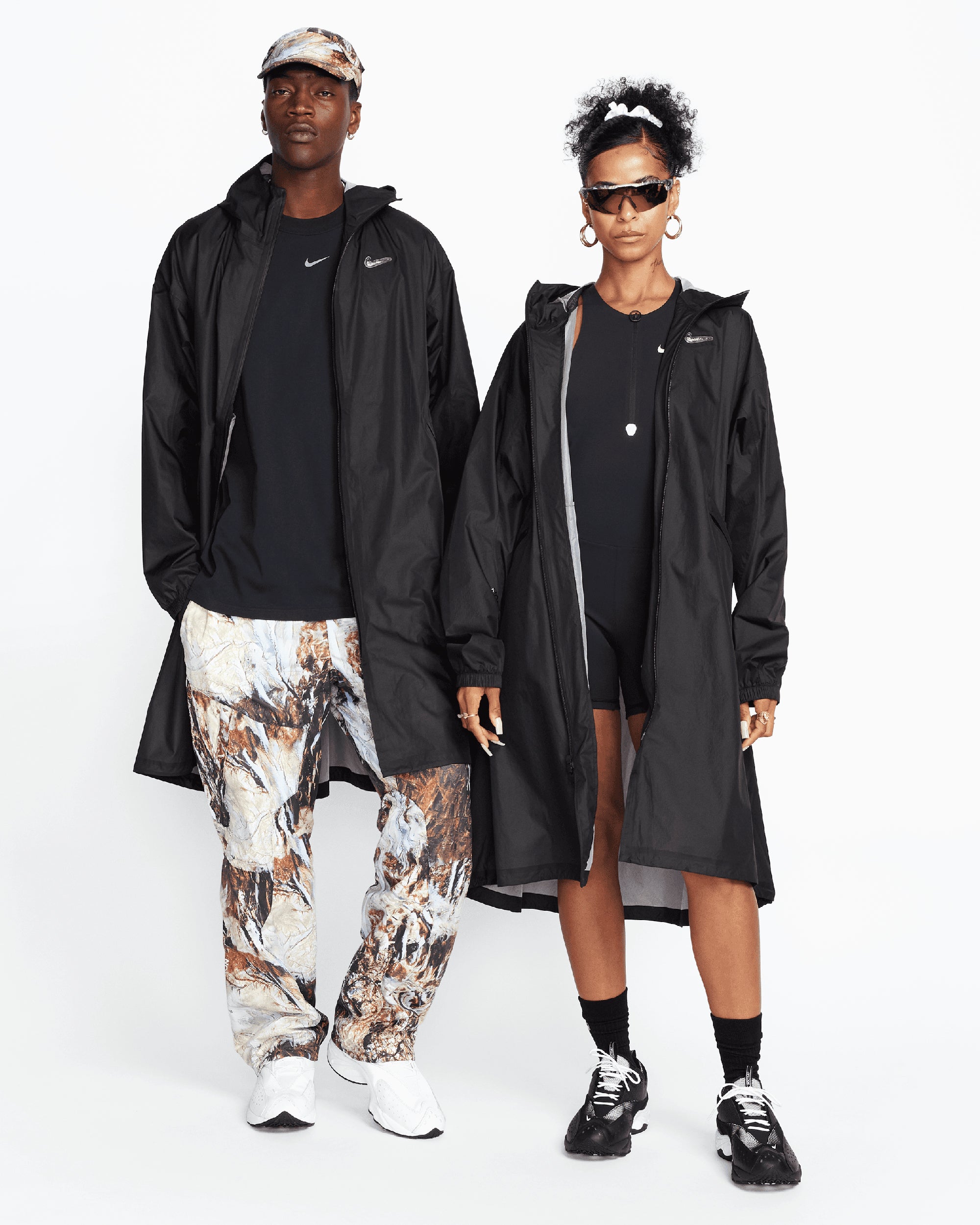 Jackets Coats X Drake NOCTA Nike x Drake NOCTA NRG Swarovski® Swoosh Unisex Jacket Unisex Jacket - DR2678-010