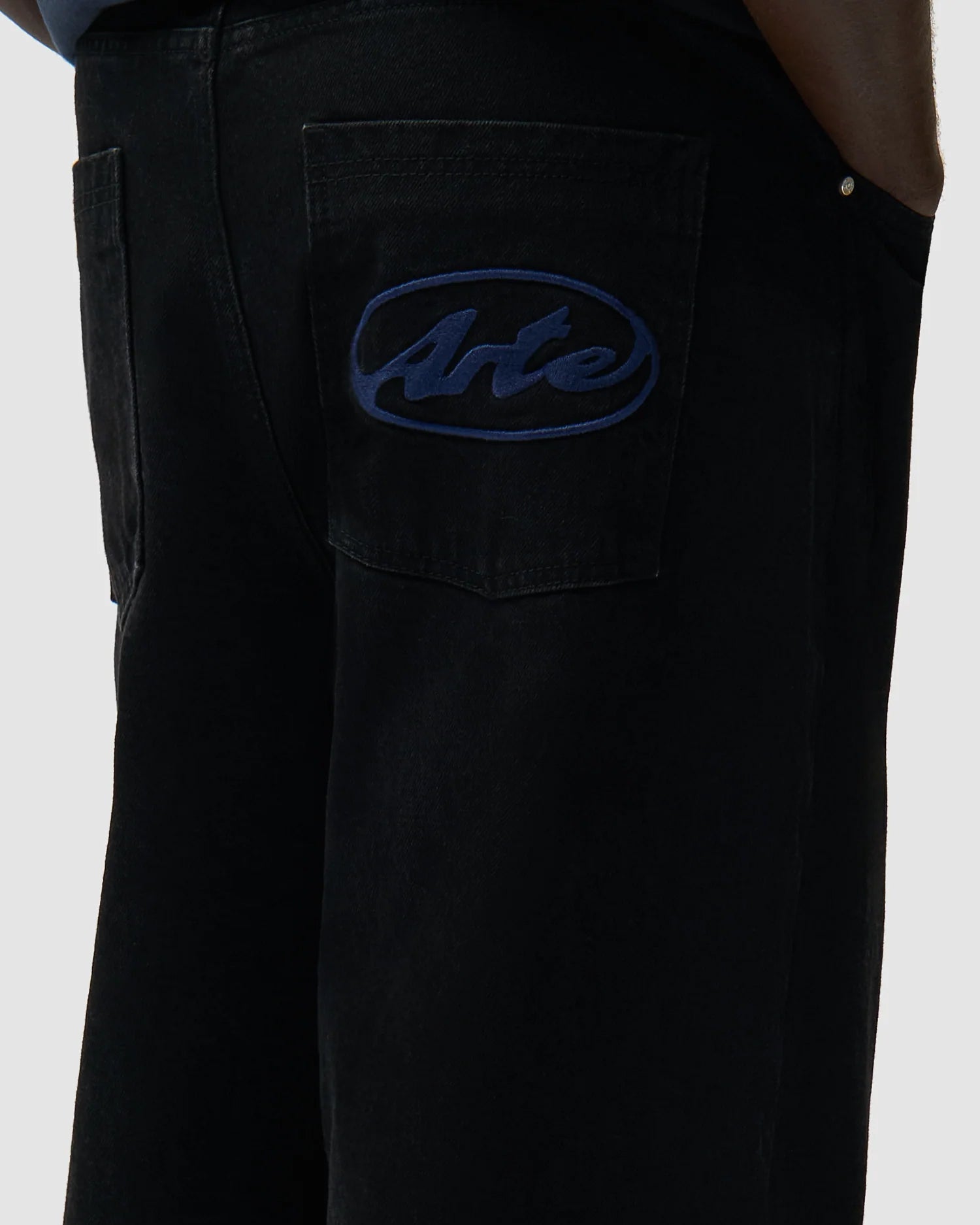 Jeans Arte Antwerp Circle Logo Relaxed Men's Baggy Jeans - SS26-211P-Black