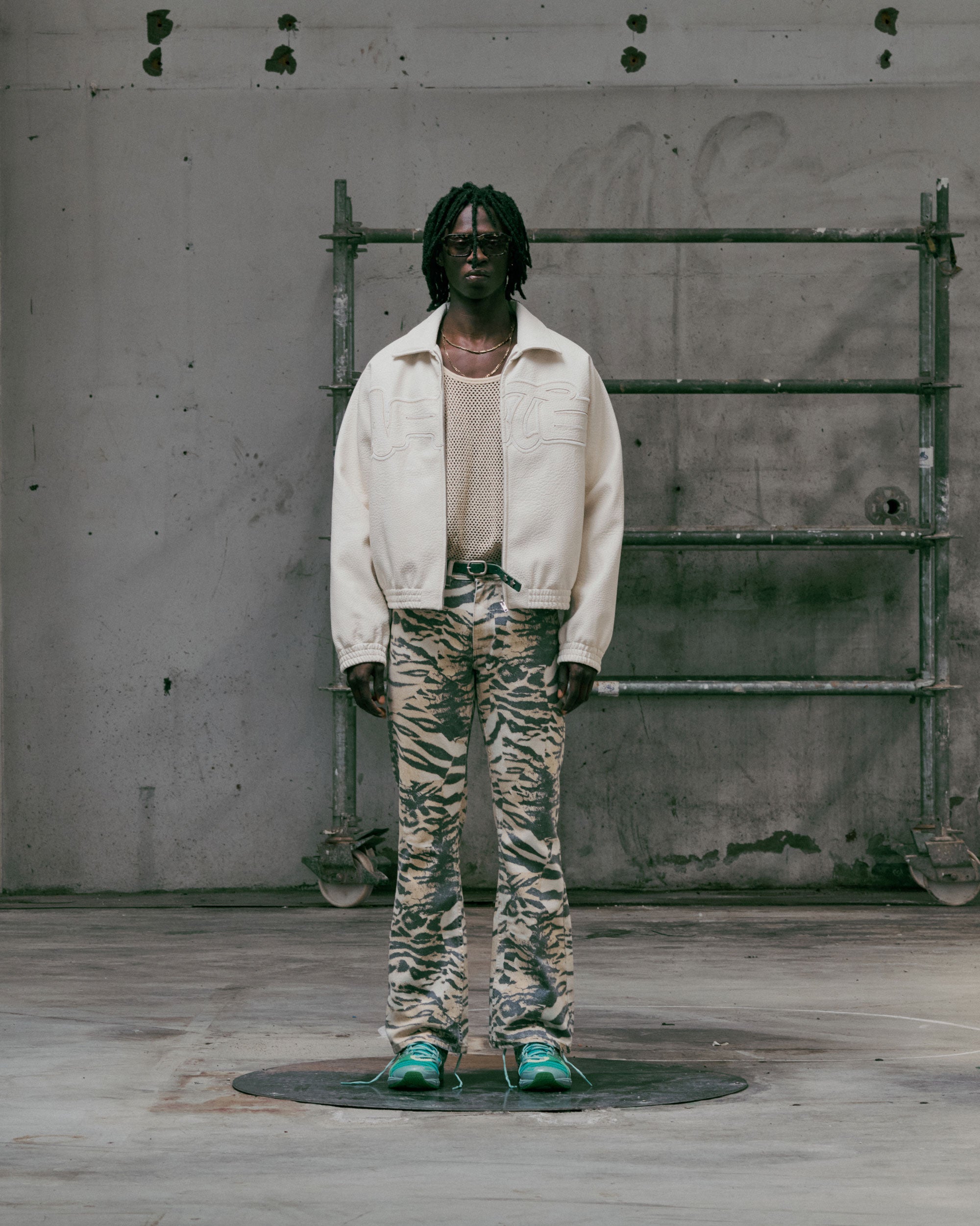 Pants Stockholm (Surfboard) Club Fog Men's Pants Men's Chino Pants - U5000187-Tiger