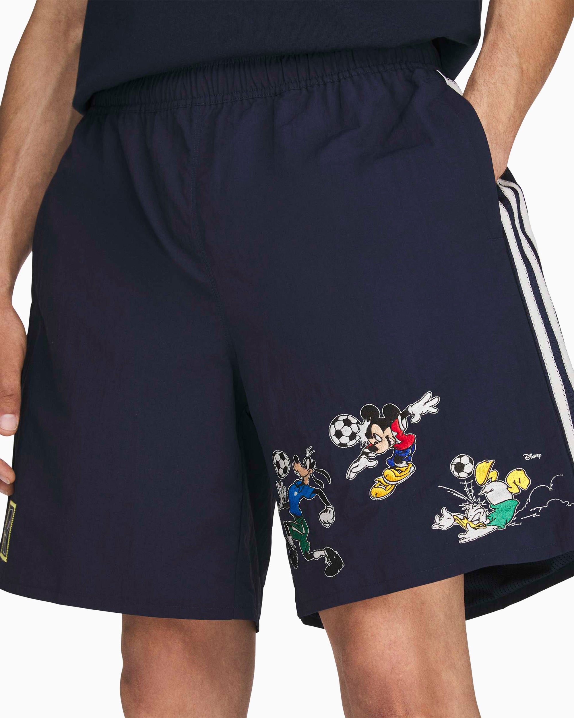 Shorts adidas Originals x Brain Dead x Disney Men's Shorts - KR5174