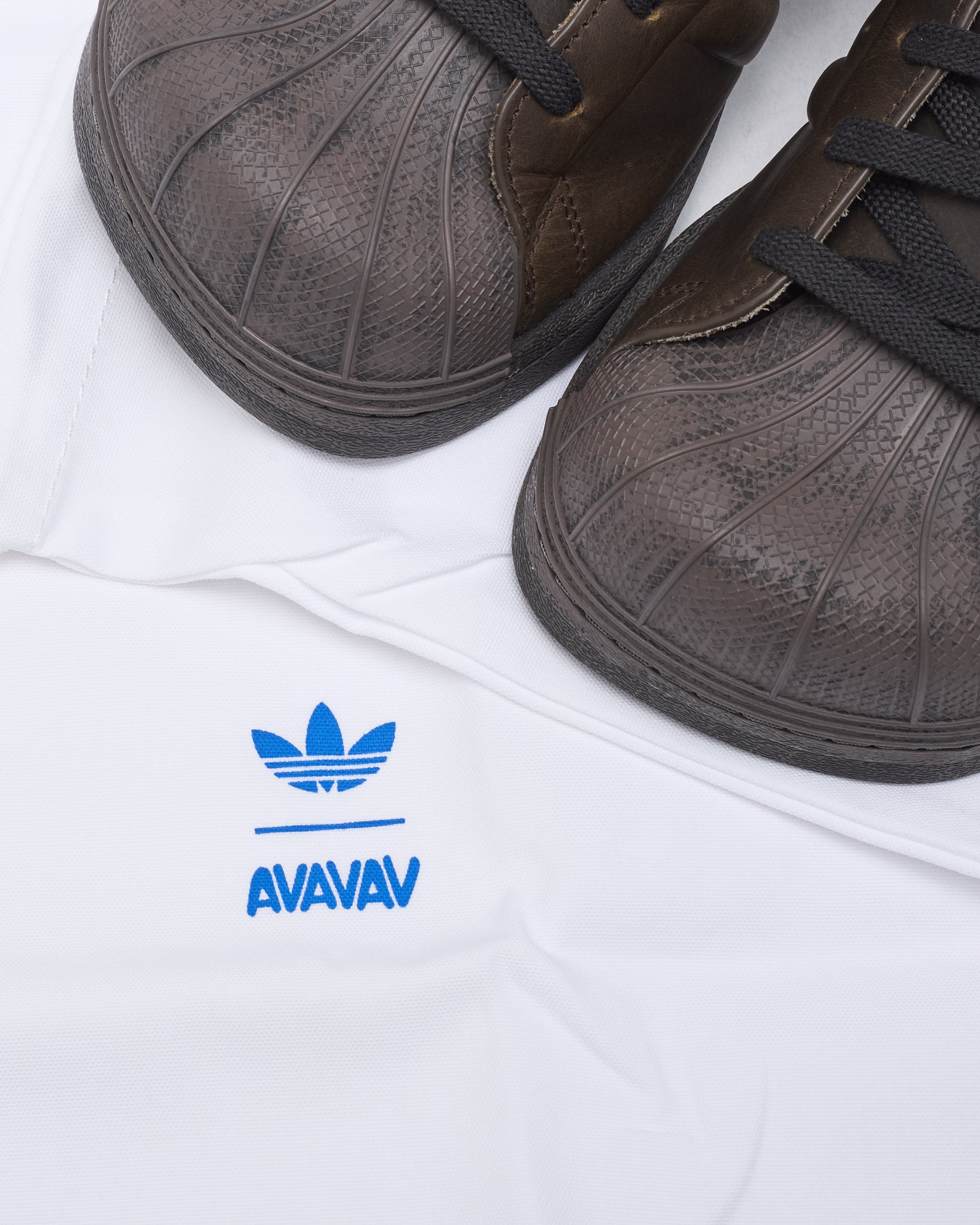 Sneakers adidas Originals x AVAVAV Superstar Vacuum - JR4280