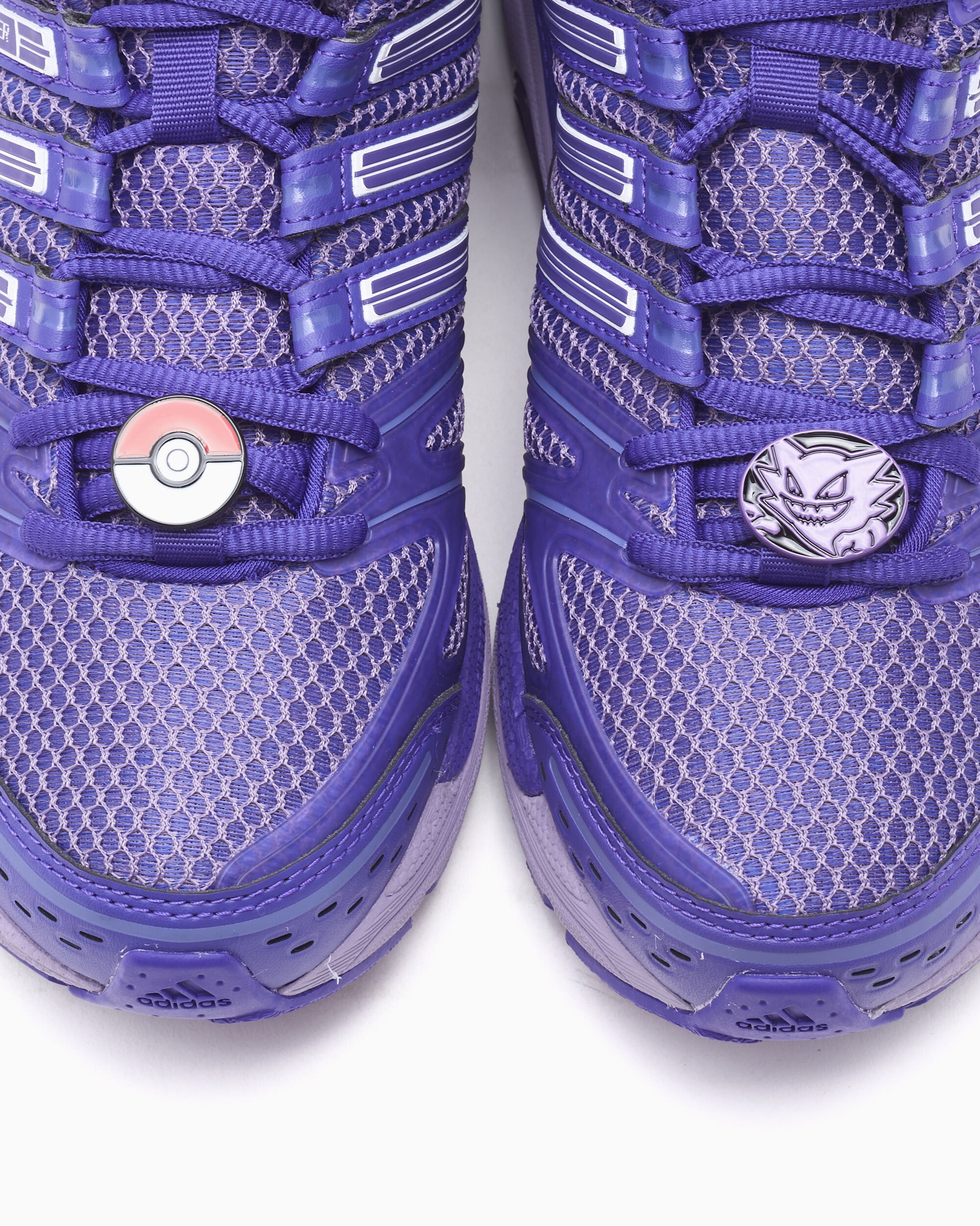 Sneakers adidas Originals x Pokemon Adistar Control 5 "Haunter" - KJ5611