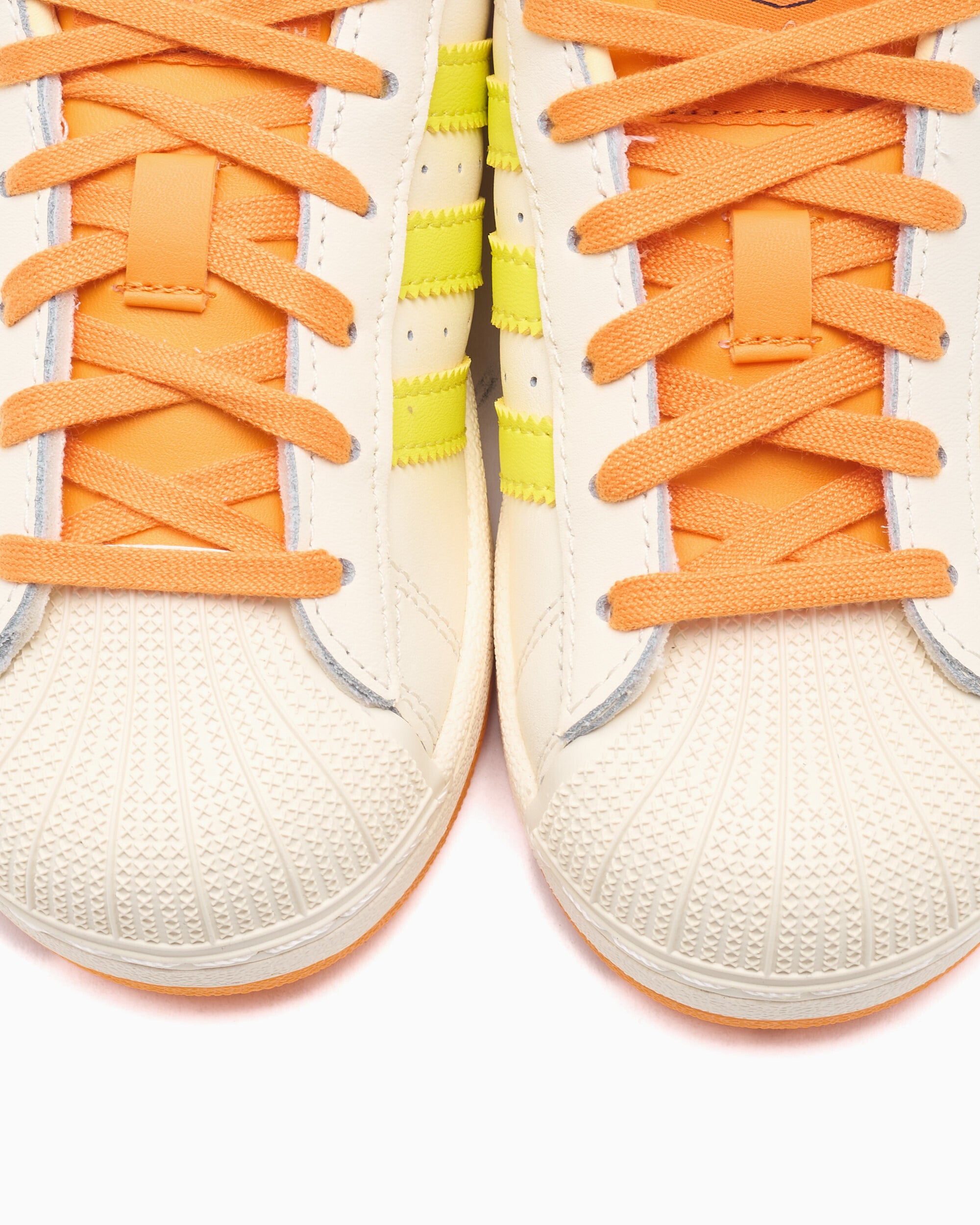 Sneakers adidas Originals x Pokemon Superstar II Kids "Charmander" - KJ5618