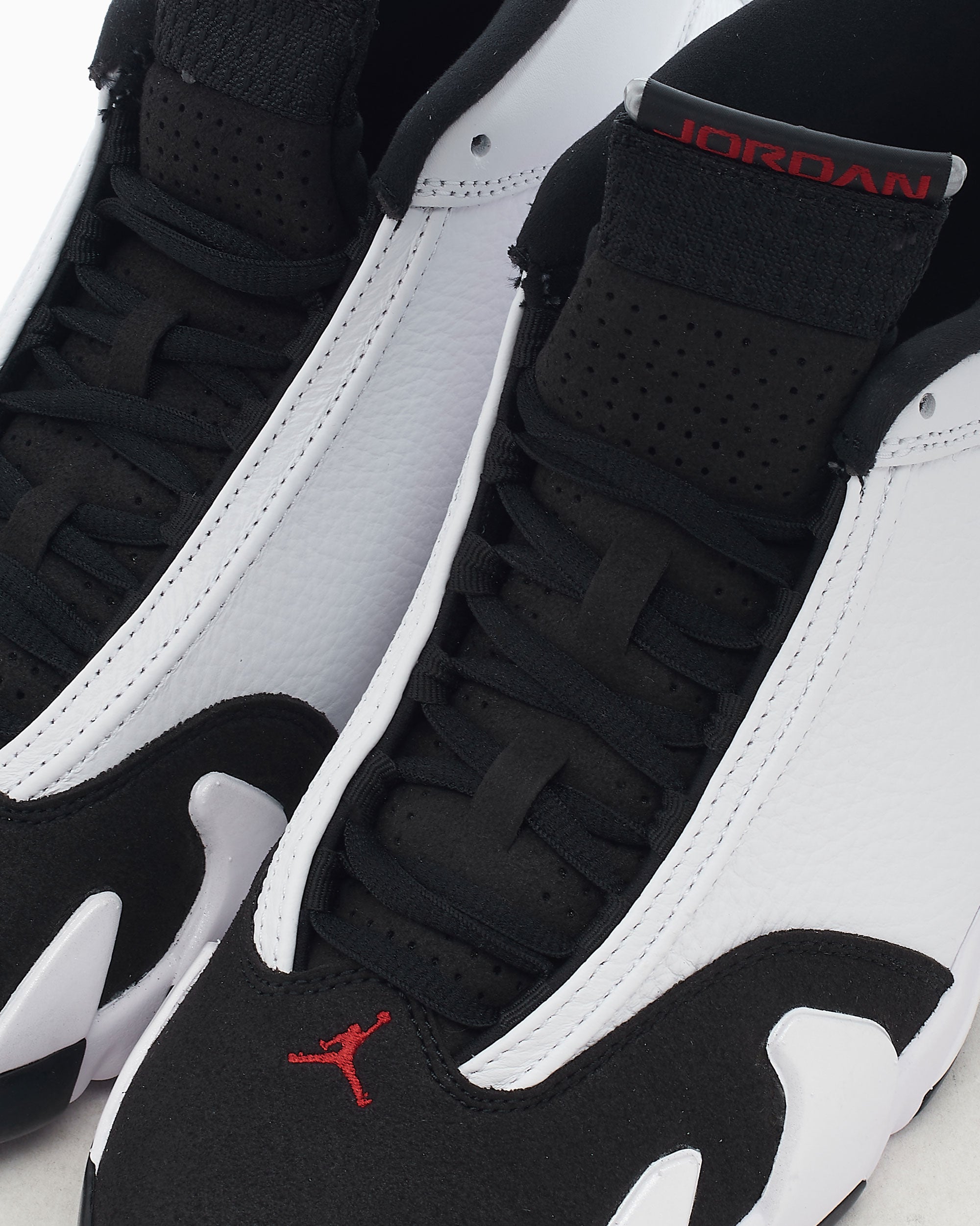 Sneakers Air Jordan 14 Retro "Black Toe" - 487471-160