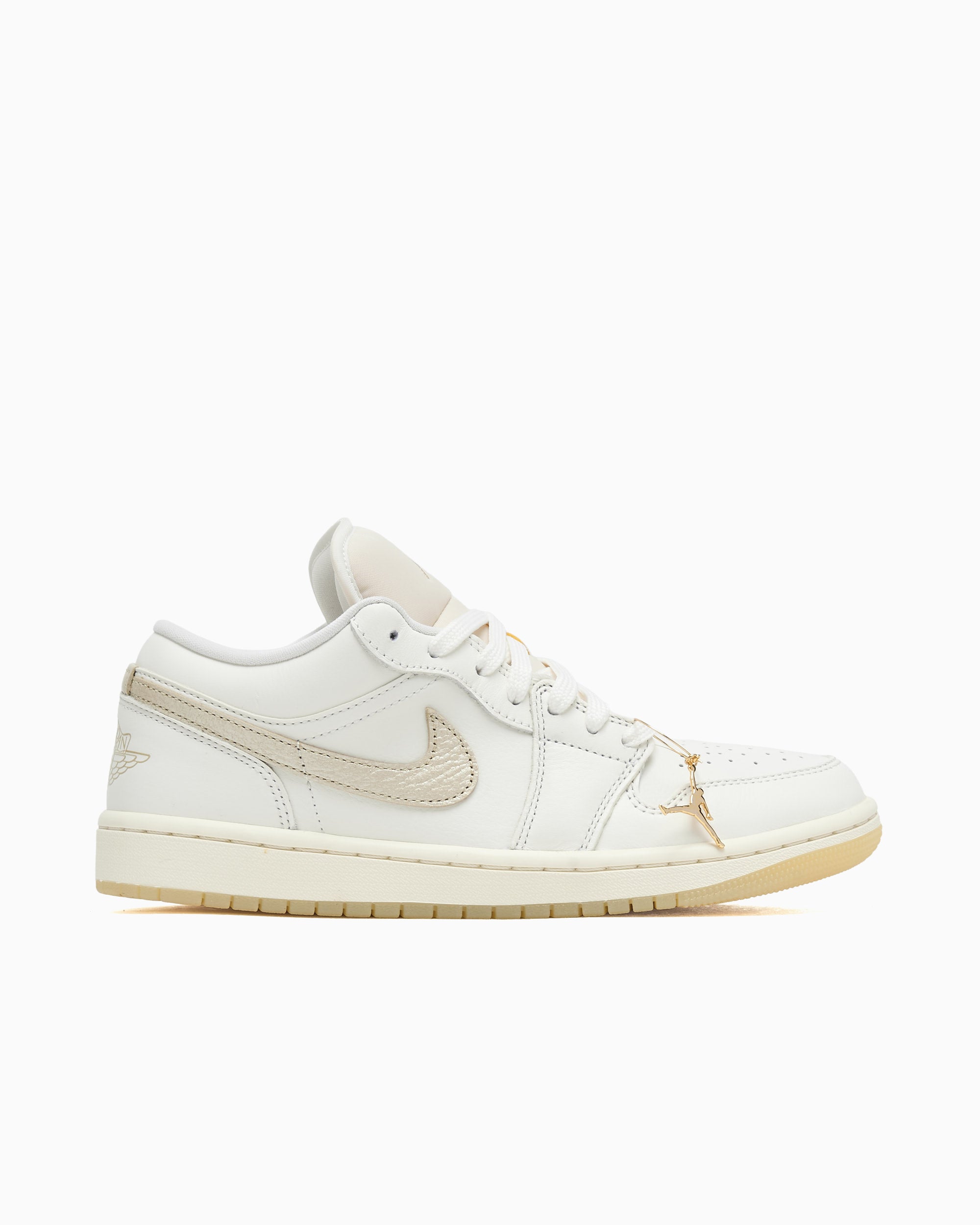Air Jordan Women's 1 Low SE 