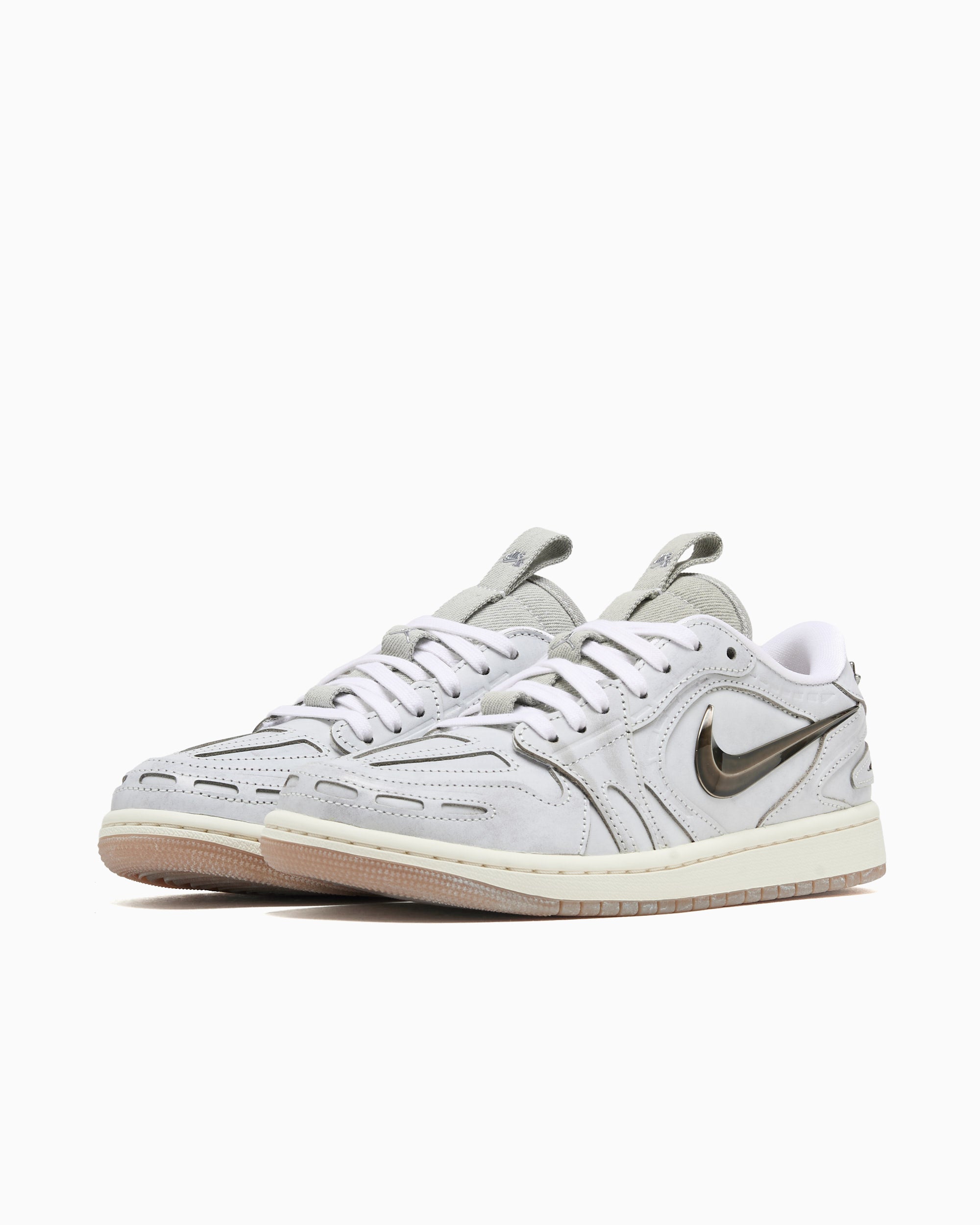 Sneakers Air Jordan Women's 1 Low V3 "Method Of Make" - IM6662-181