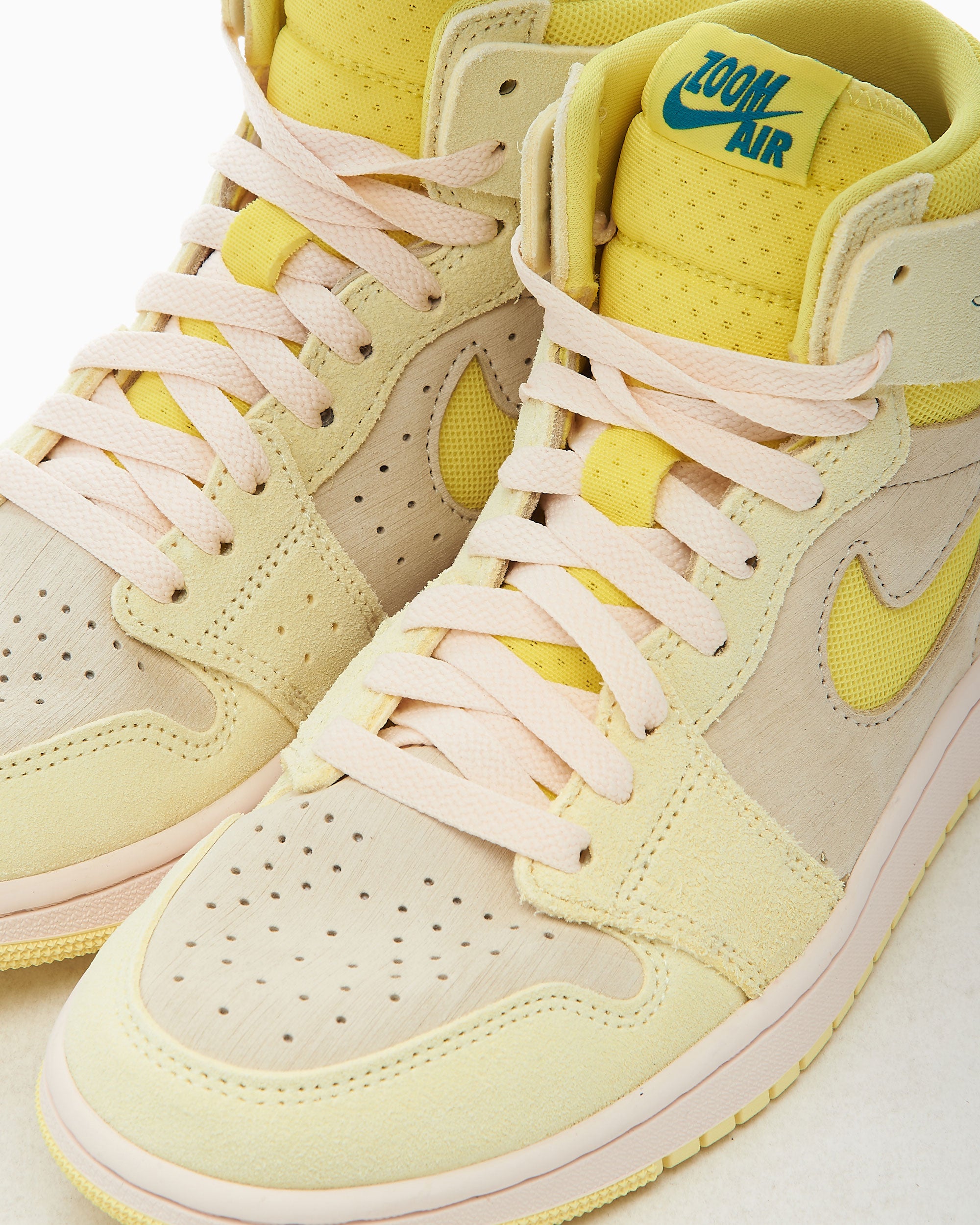 Sneakers Air Jordan Women's 1 Zoom CMFT 2 "Citron Tint" - DV1305-800