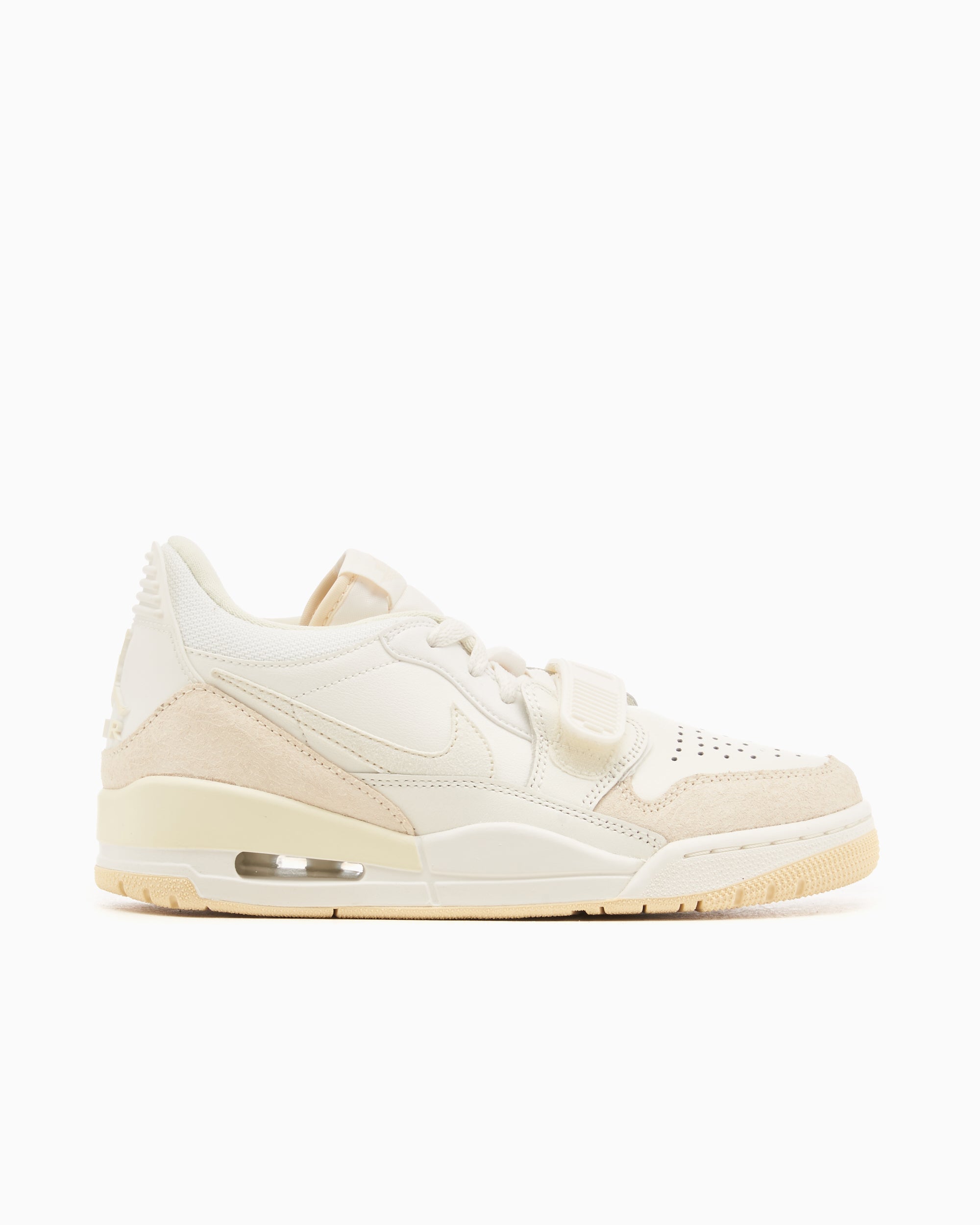 Sneakers Air Jordan Women's Legacy 312 Low - FQ7827-102