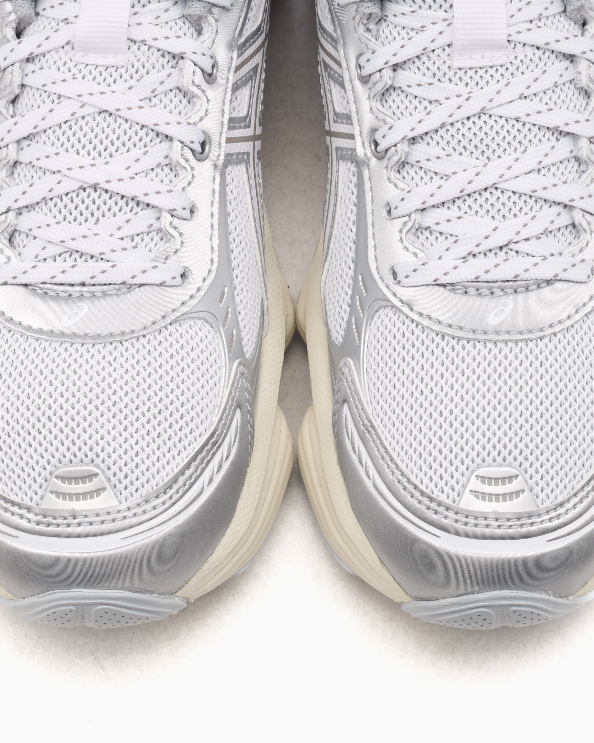 Sneakers ASICS Gel-Kinetic Fluent - 1203A591-101