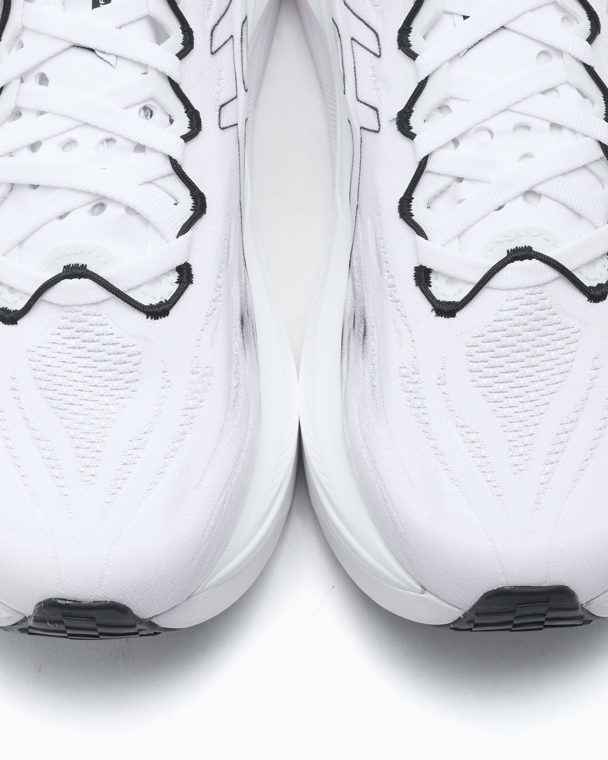 Sneakers ASICS Superblast 3 - 1013A177-100