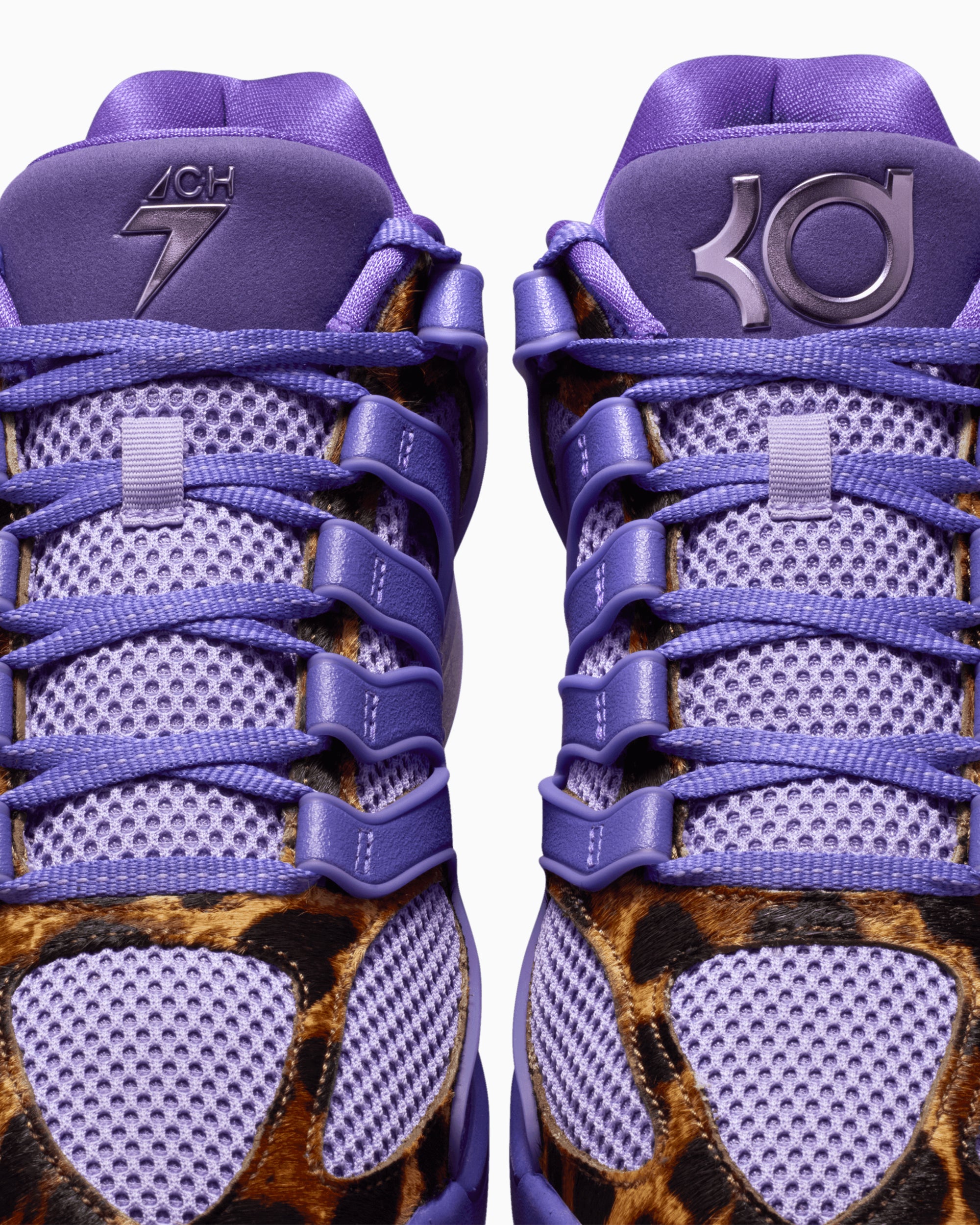 Sneakers Nike KD18 x Chet Holmgren "Thunder and Reign" - IO7519-500