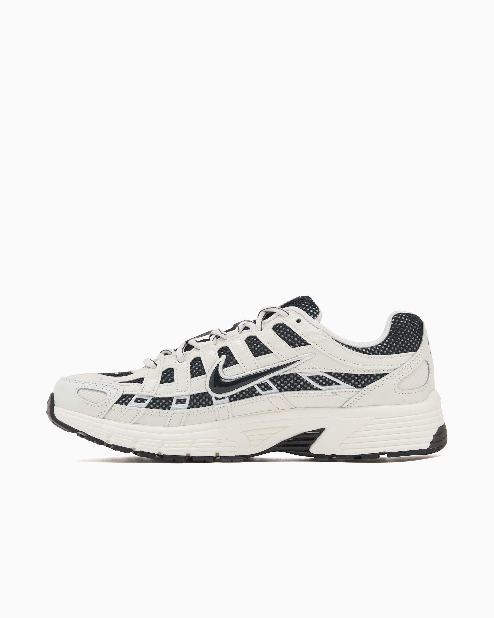 Sneakers Nike P-6000 - IO8711-101