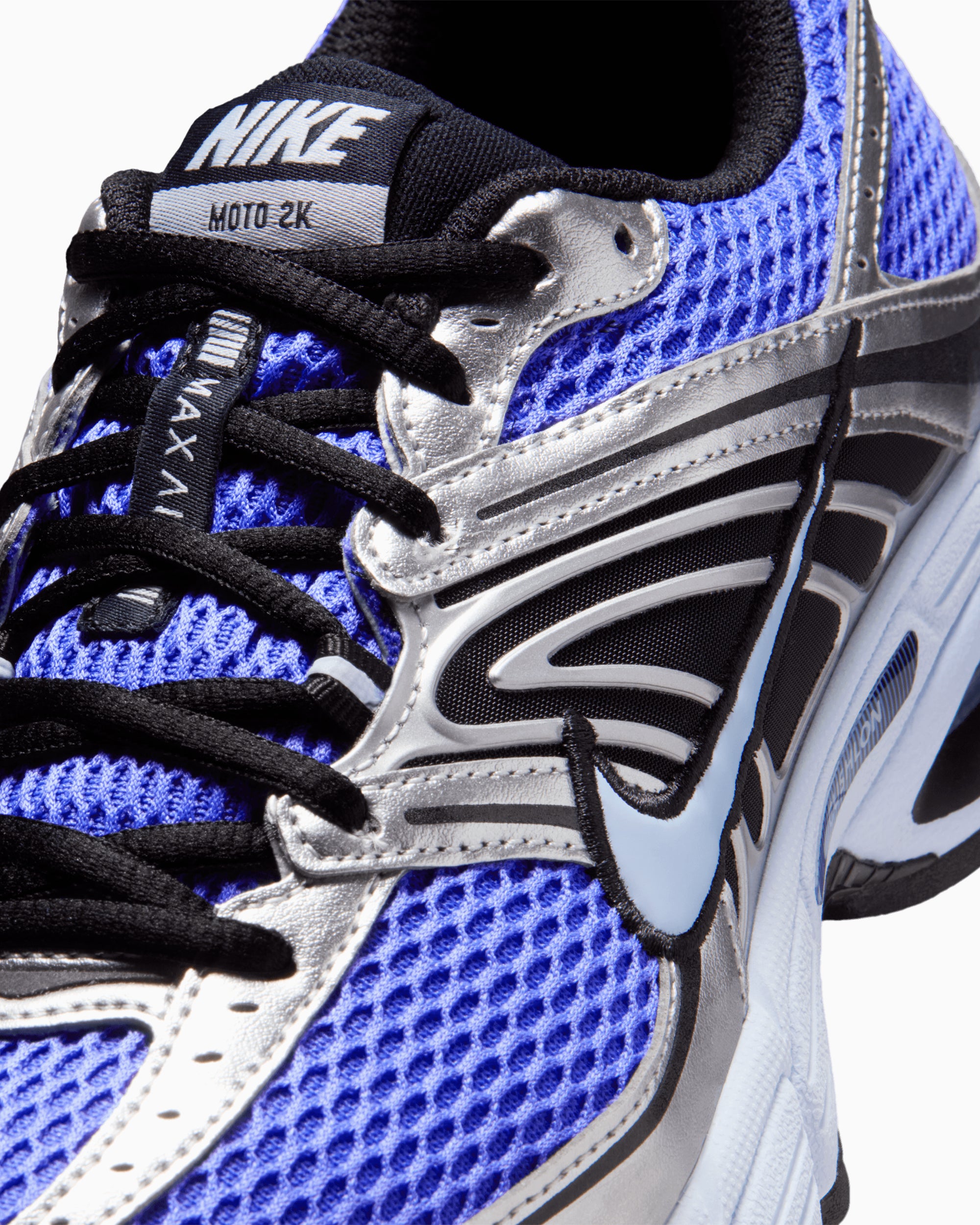 Sneakers Nike Women's Air Max Moto 2K - HQ2056-500