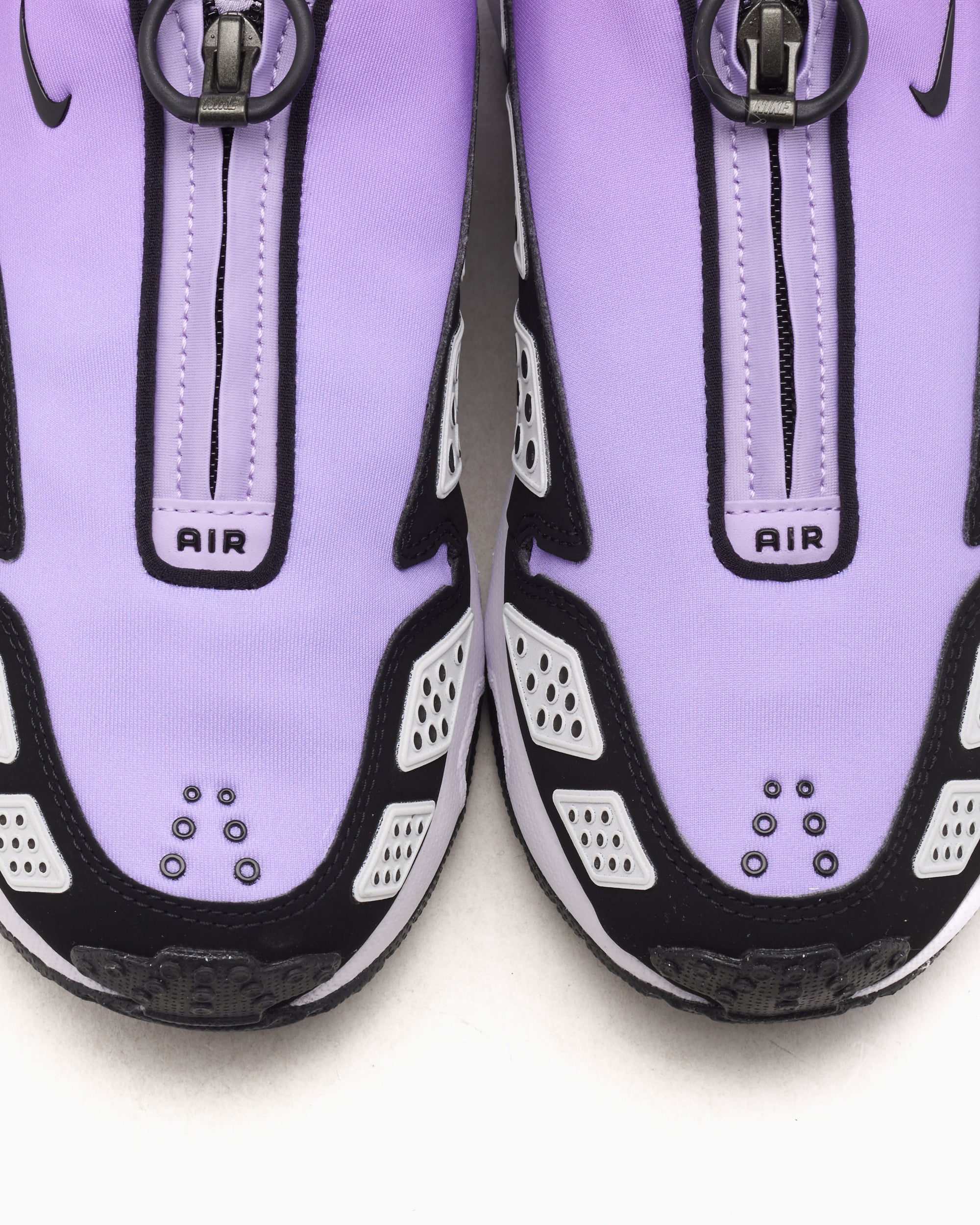 Sneakers Nike Women's Air Max SNDR "Hyper Violet" - HJ8080-500