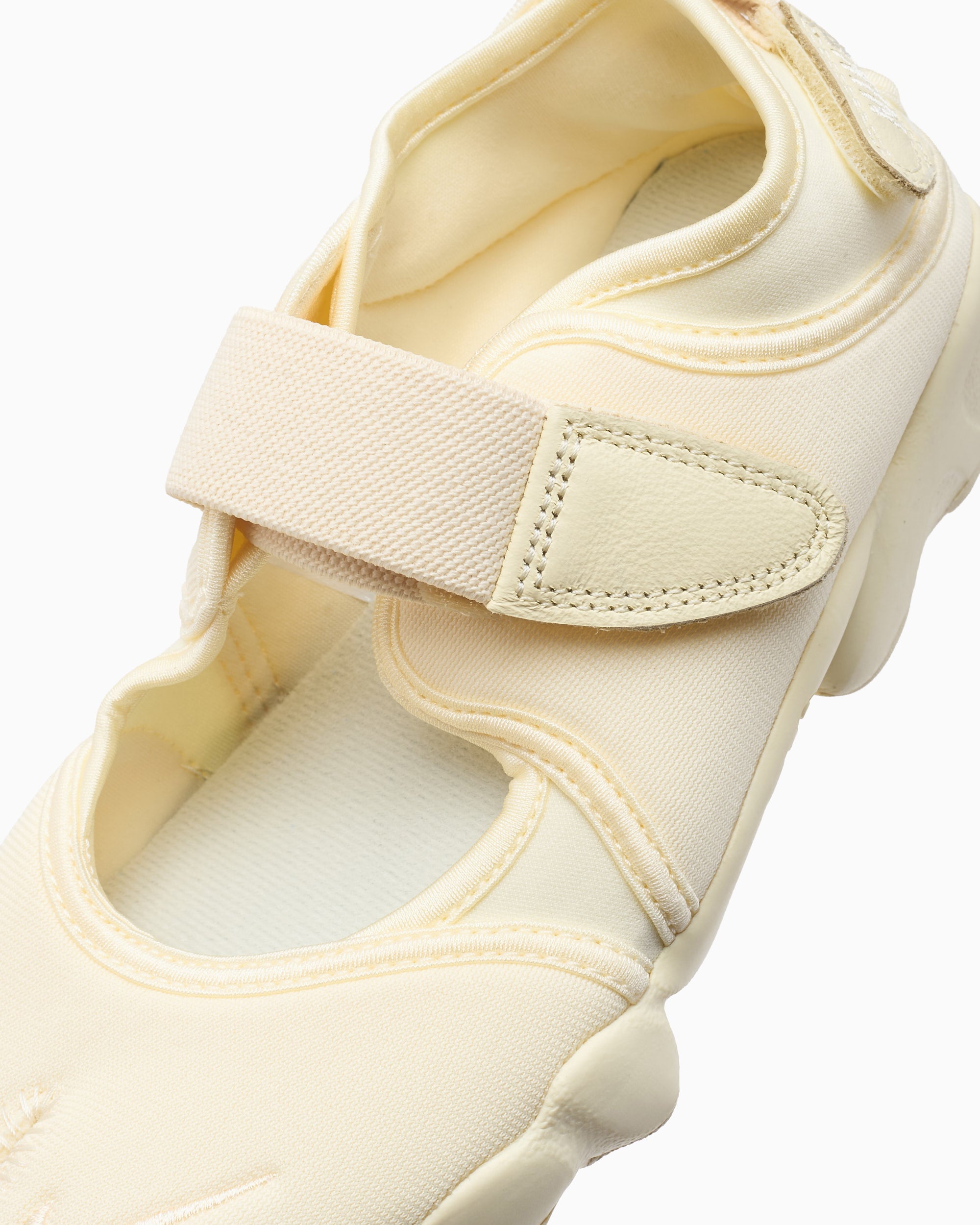 Sneakers Nike Women's Air Rift Neo - IV6058-700