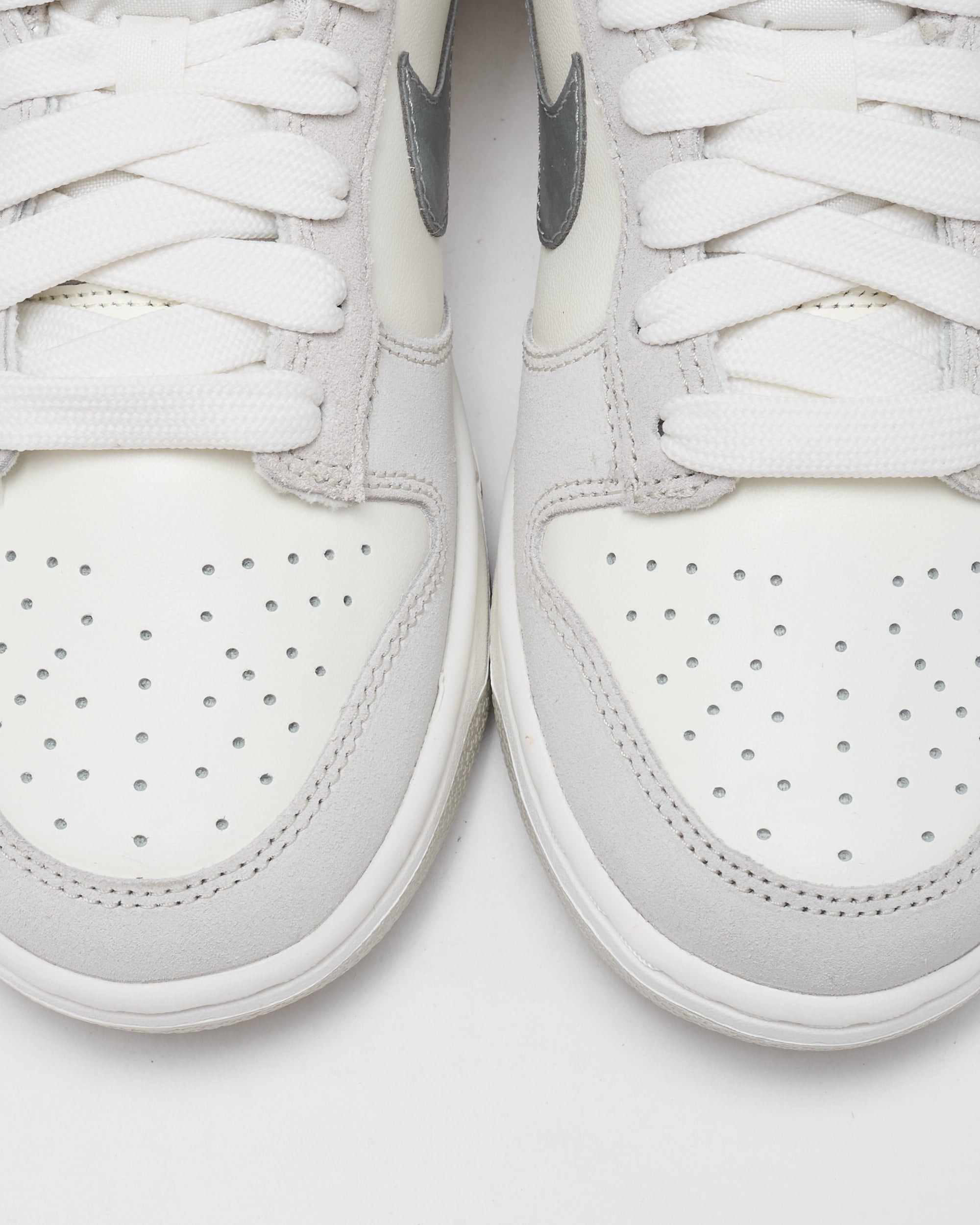 Sneakers Nike Women's Dunk Low - II7651-133