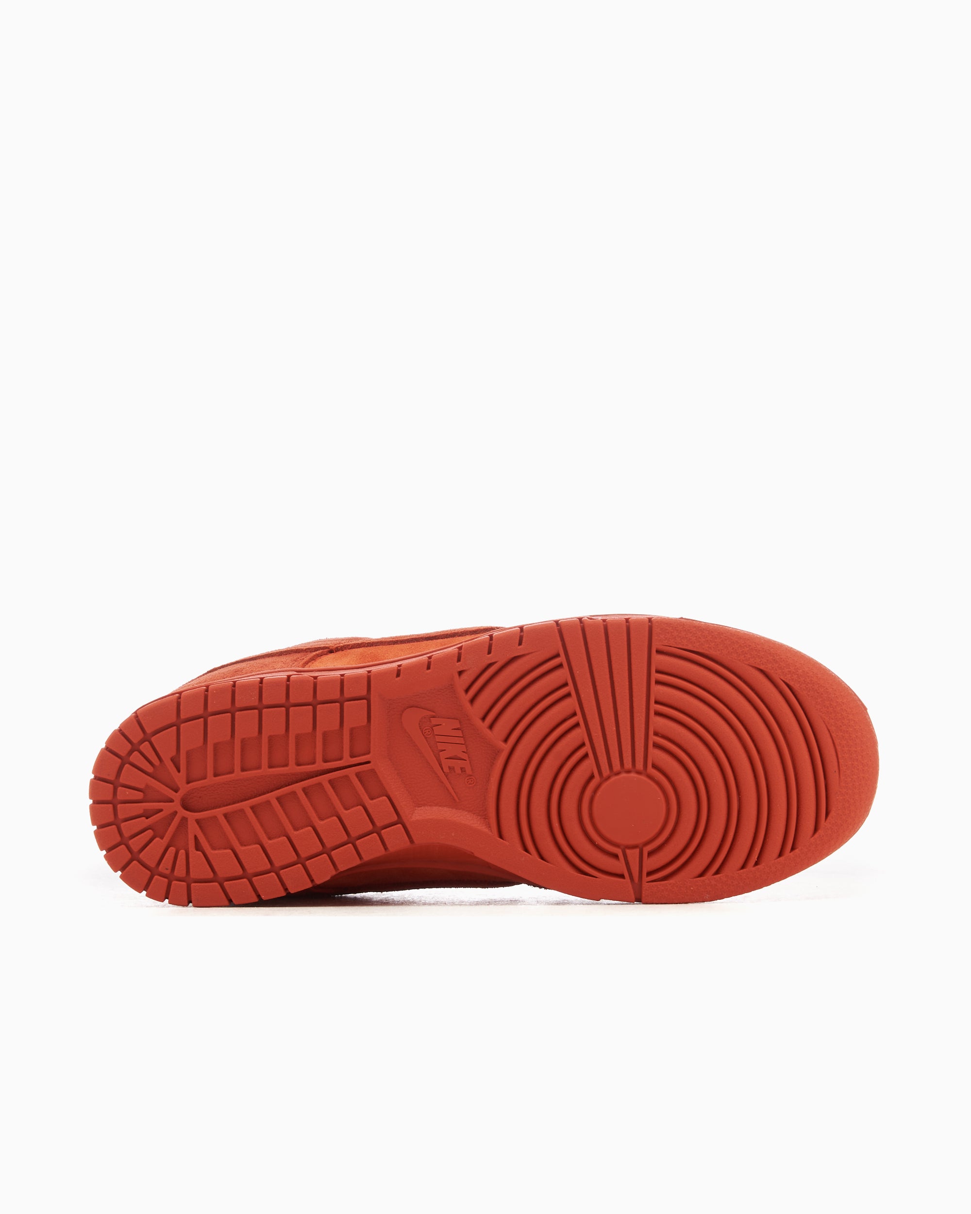 Sneakers Nike Women's Dunk Low SE "Picante Red" - HV5756-633