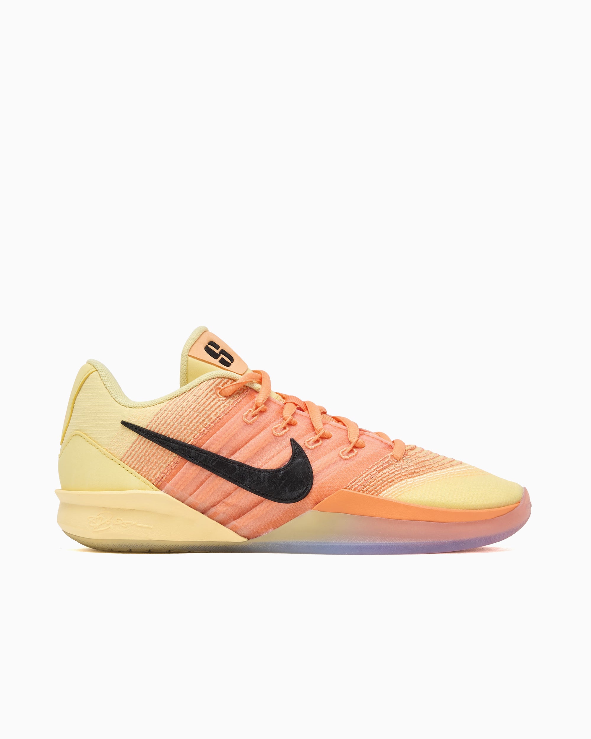 Nike Women's Sabrina 3 