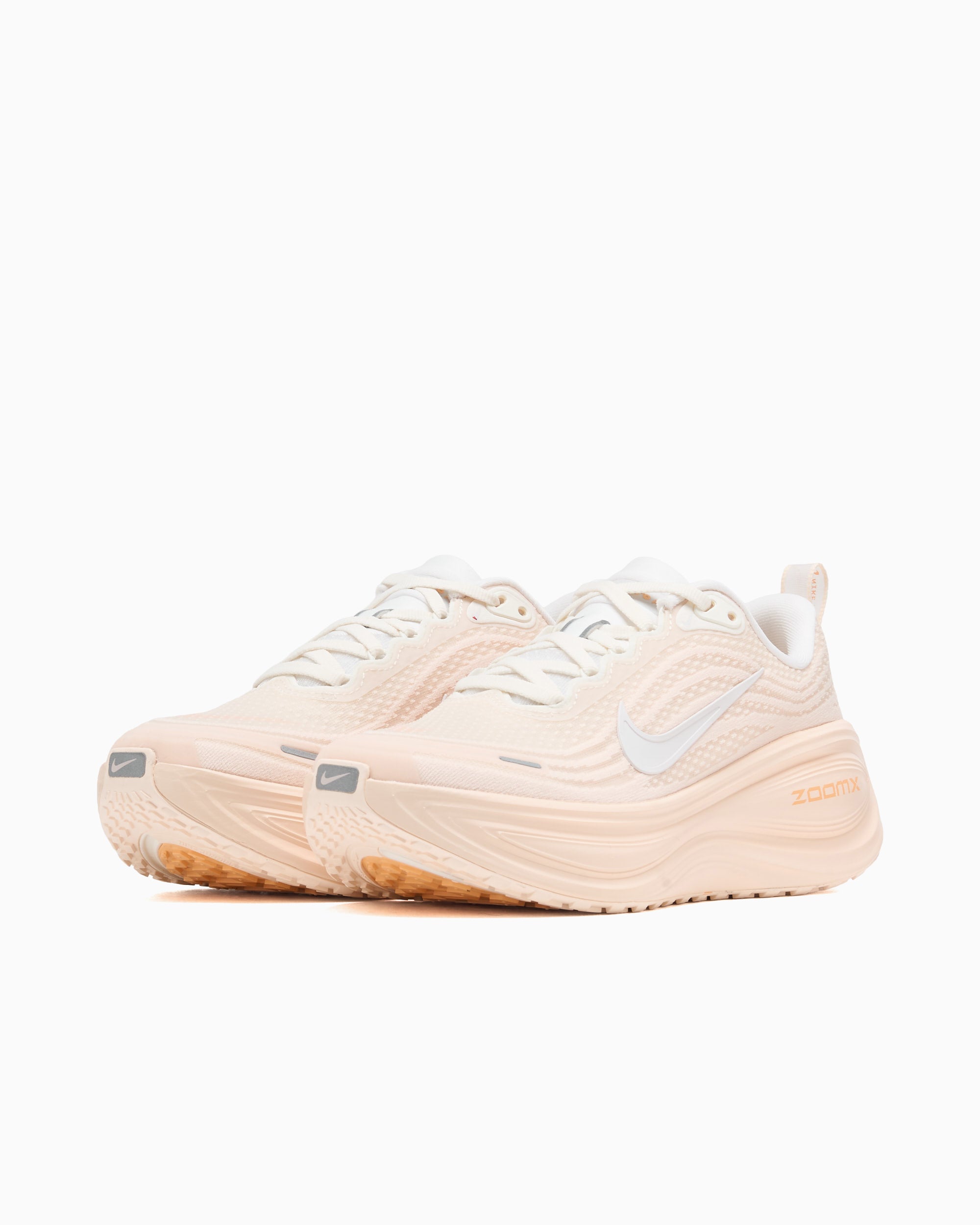 Sneakers Nike Women's Vomero Plus - HV8154-801