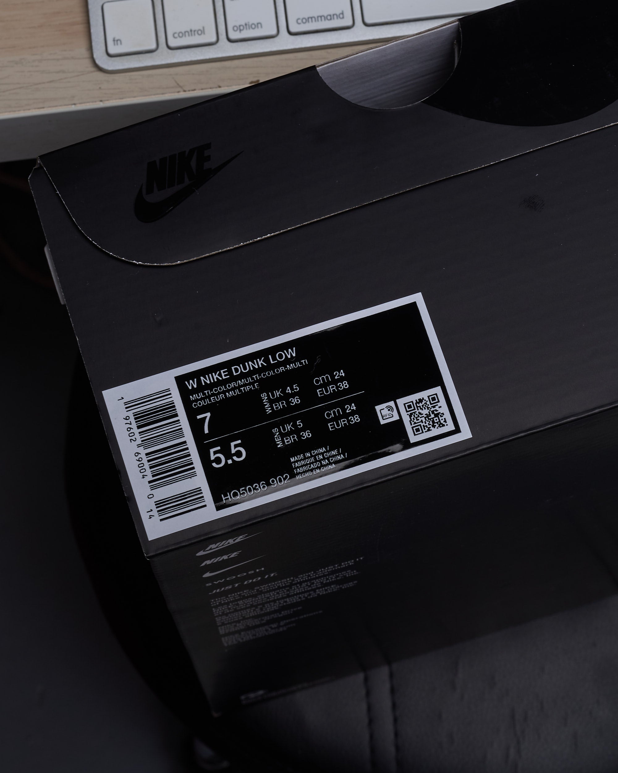 Sneakers Nike x Harris Tweed Women's Dunk Low - HQ5036-902