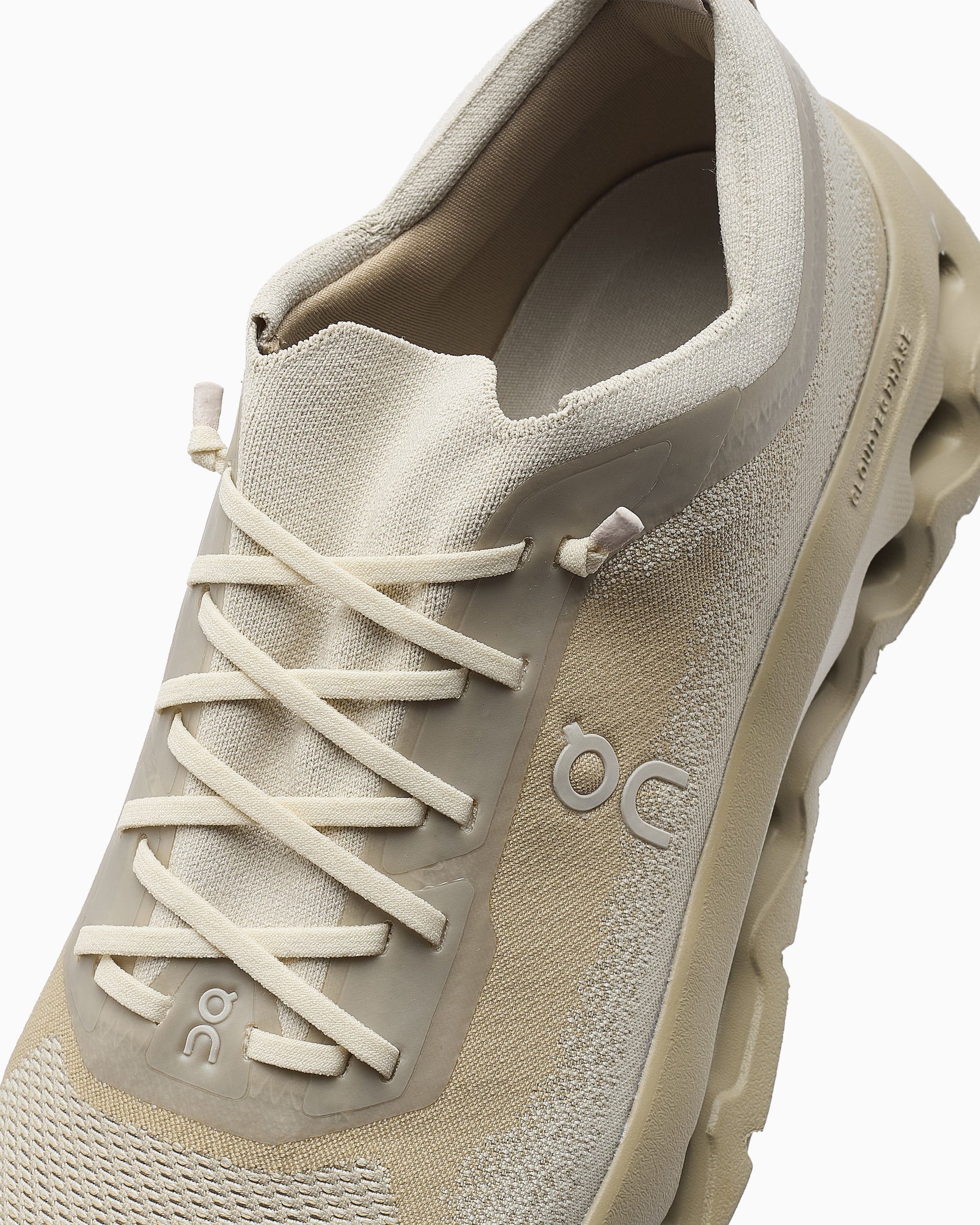 Sneakers On Cloudtilt Moon - 3MF30675274