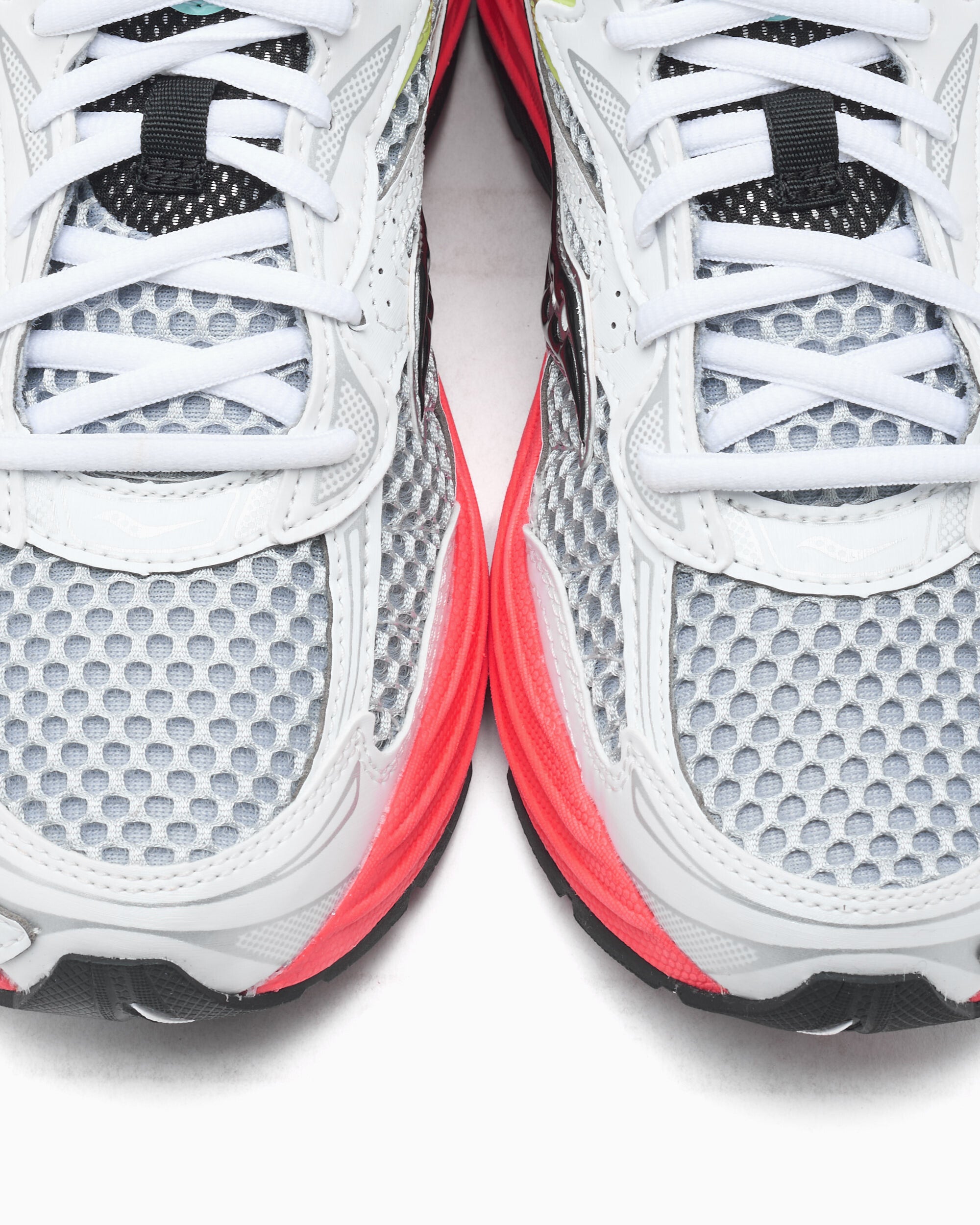Sneakers Saucony Progrid OMNI 9 "White Vivid Red" - S101245-1011