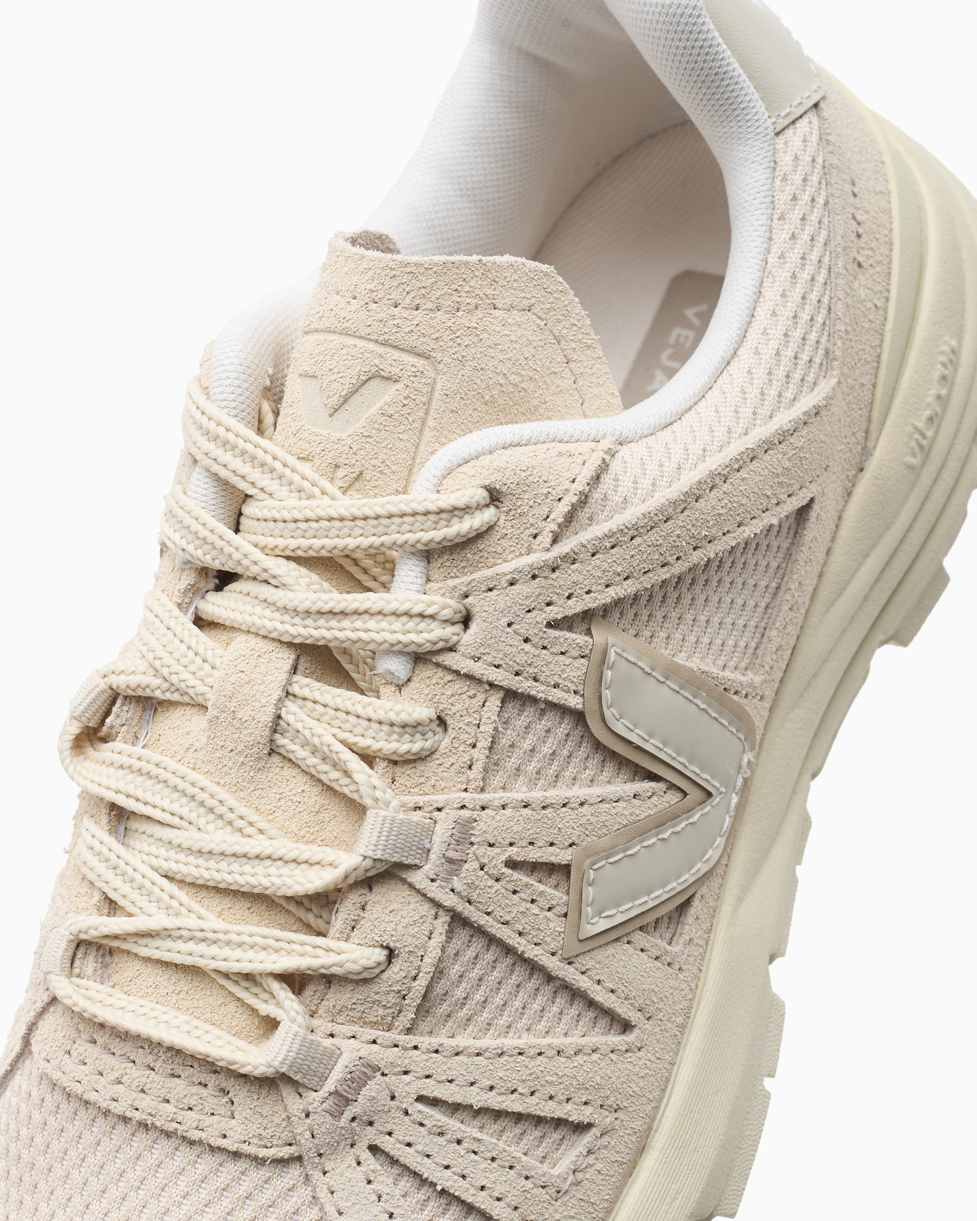 Sneakers Veja Women's Salar Vibram - DE1820961A