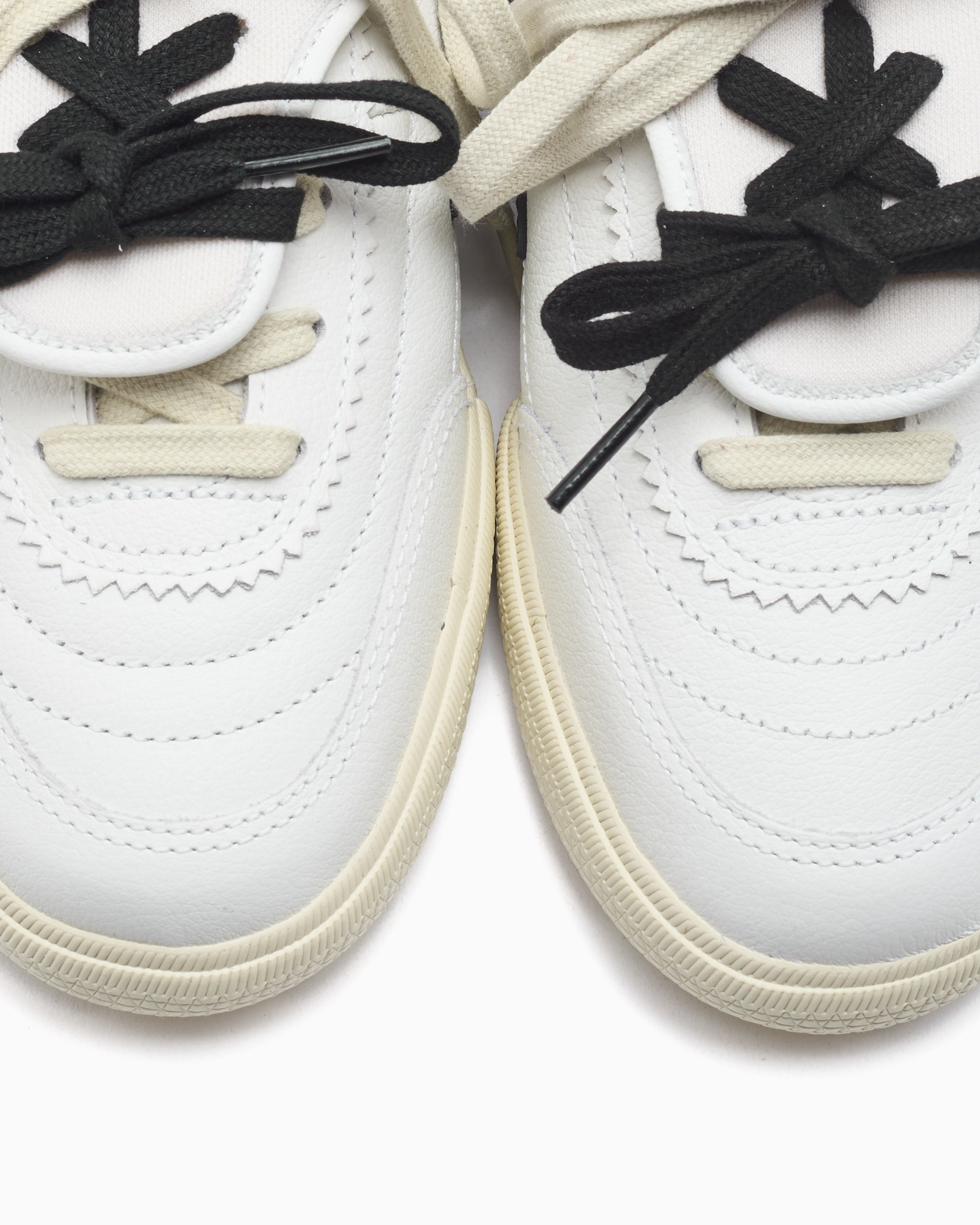 Sneakers Veja x Magliano Women's Panenka - MG0221673A