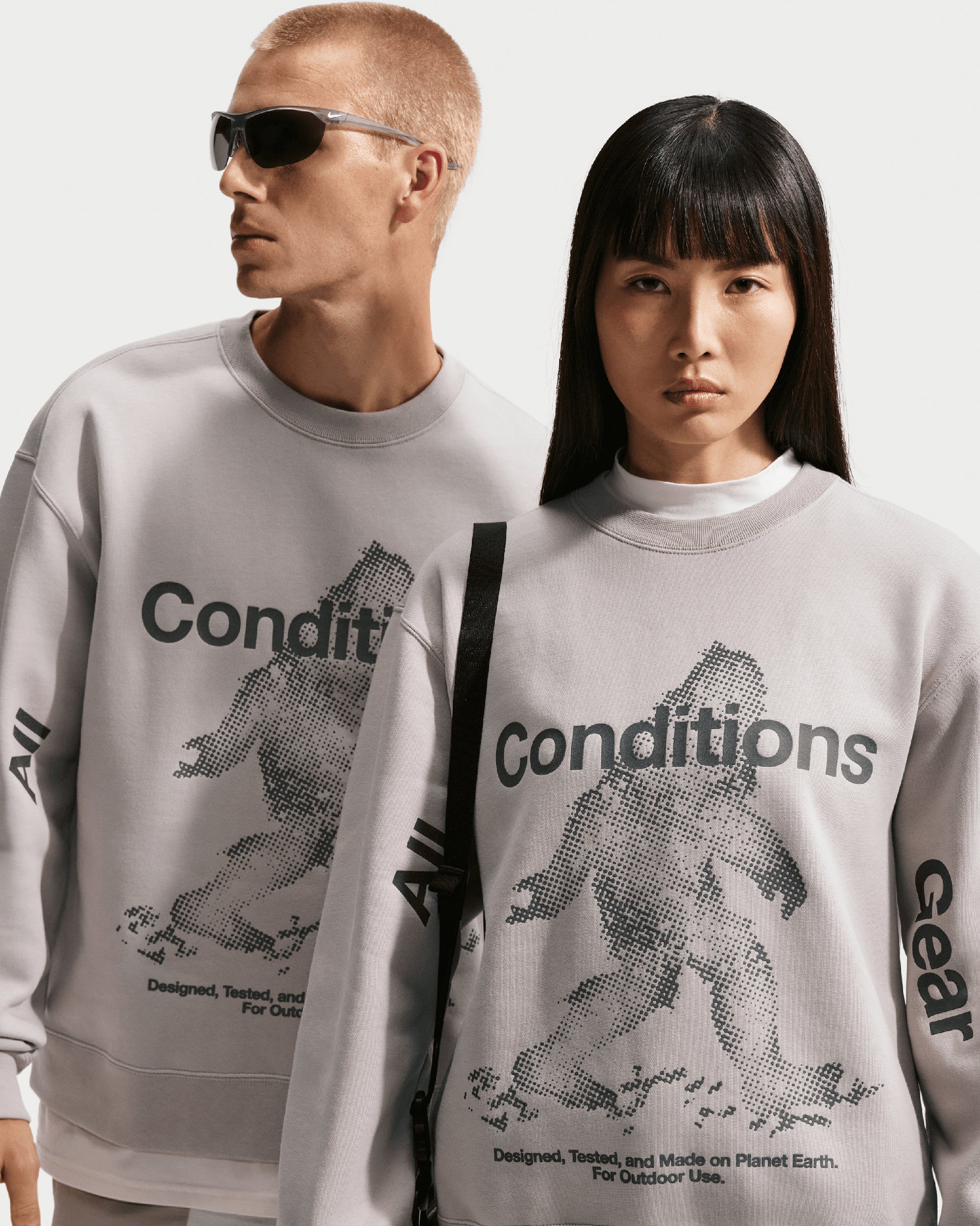 Sweatshirts Nike ACG "Tuff Fleece" Therma-FIT Graphic Relaxed Unisex Sweatshirt - IF1490-009