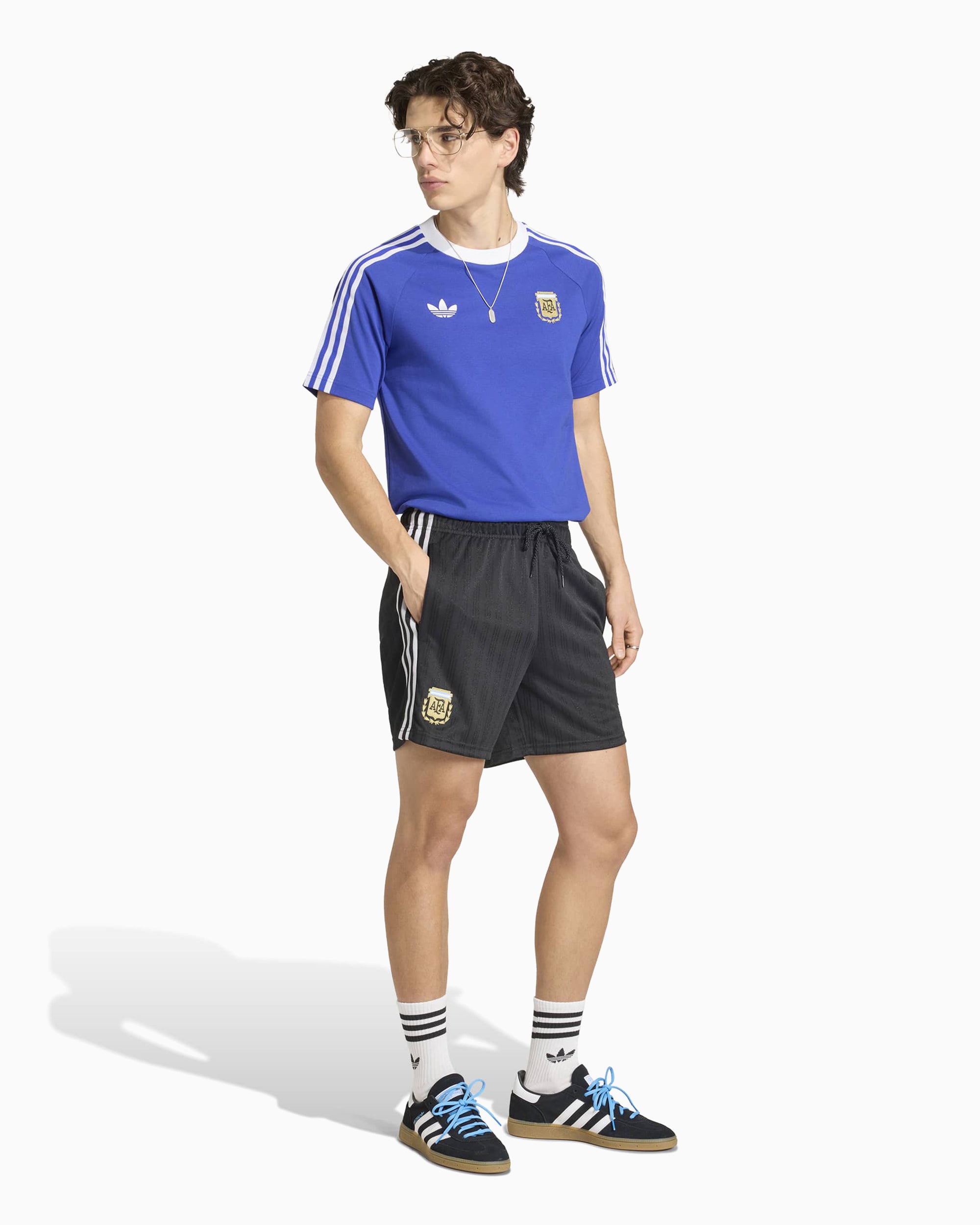 T-Shirts adidas Originals Argentina Football Logo Slim Men's T-Shirt - JZ6307