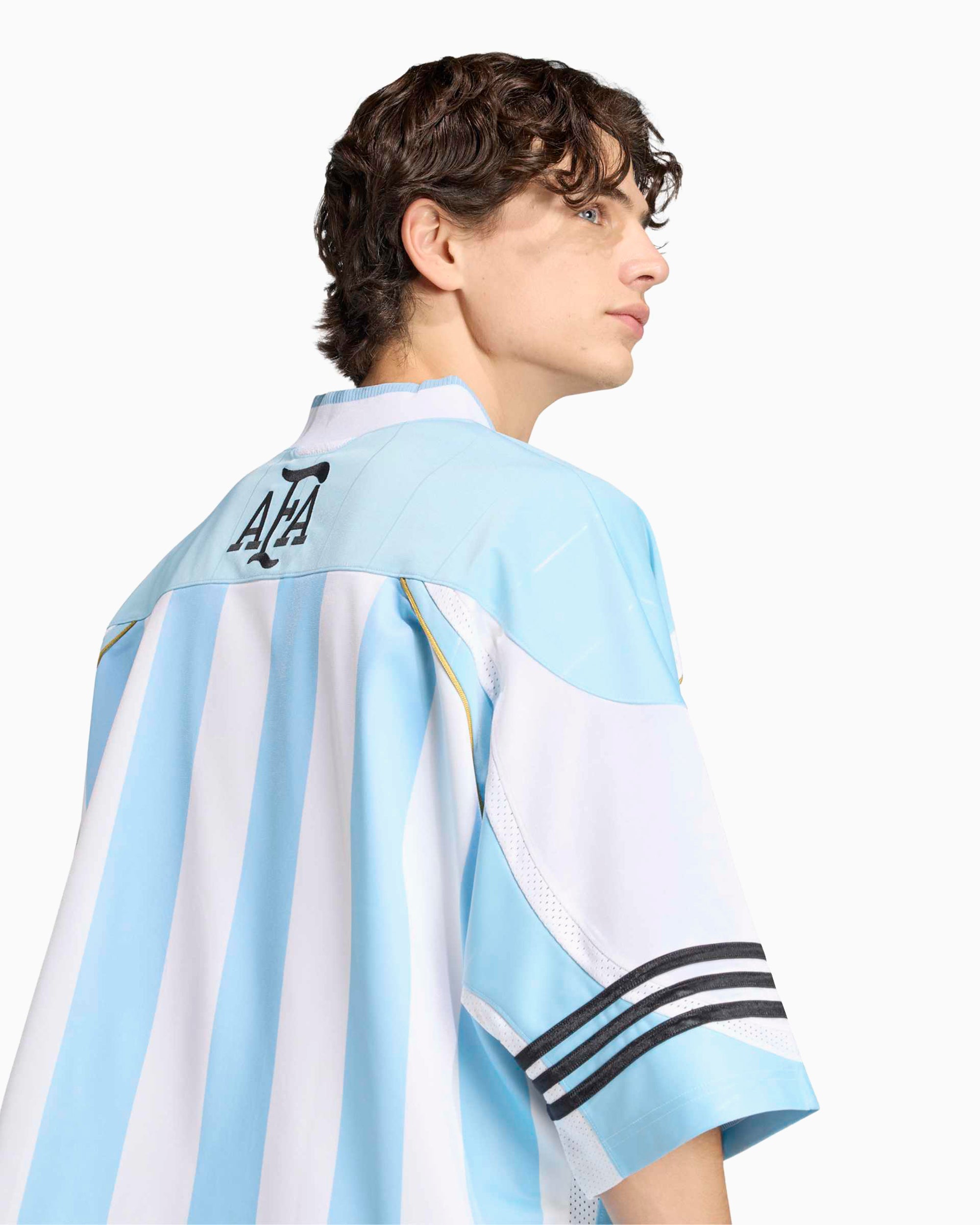 T-Shirts adidas Originals Bringback Remixed "Argentina" Logo Half-Sleeved Relaxed Men's Jersey T-Shirt - KD5982