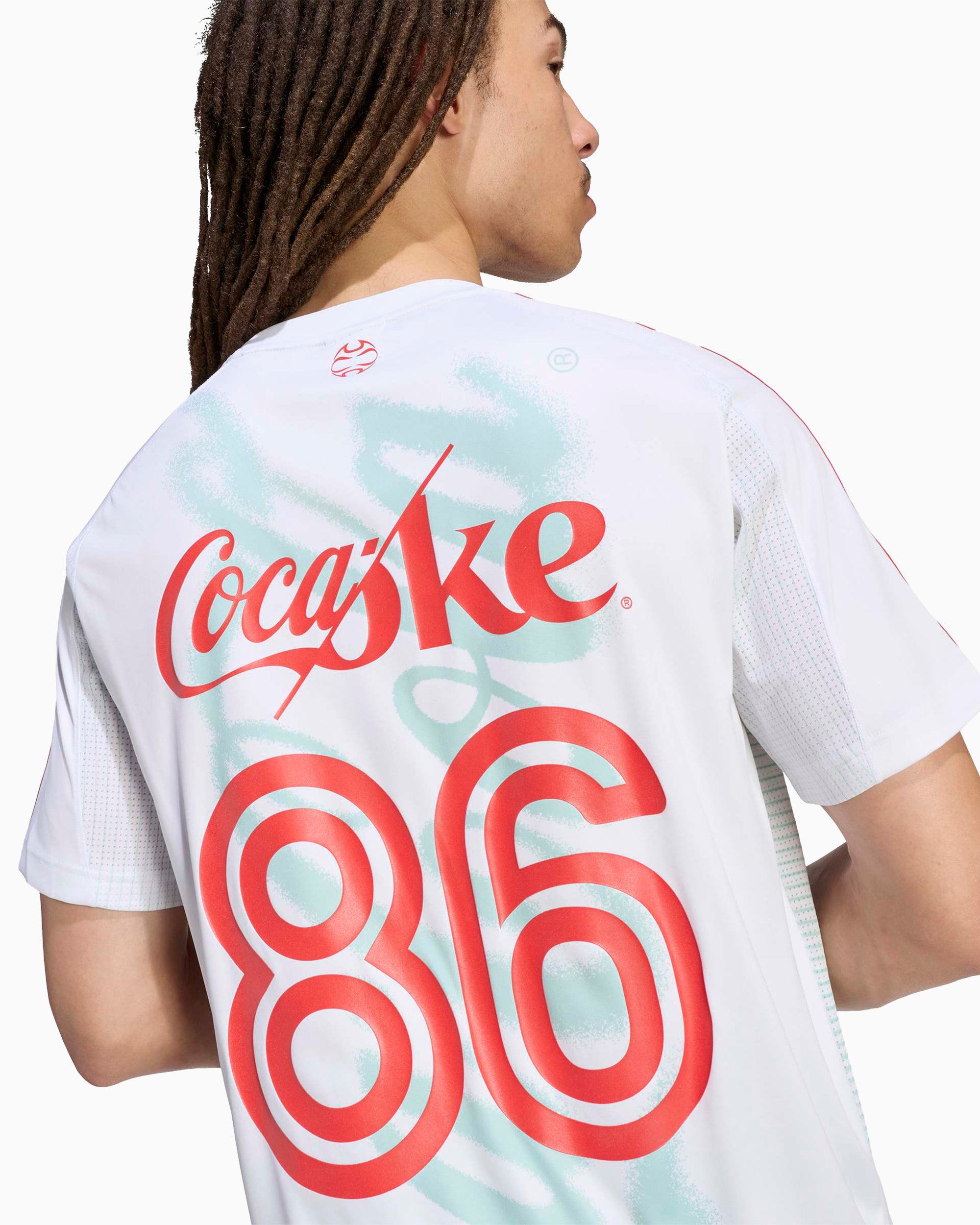 T-Shirts adidas Originals x Coca-Cola Teamgeist Logo Men's T-Shirt - KY2103