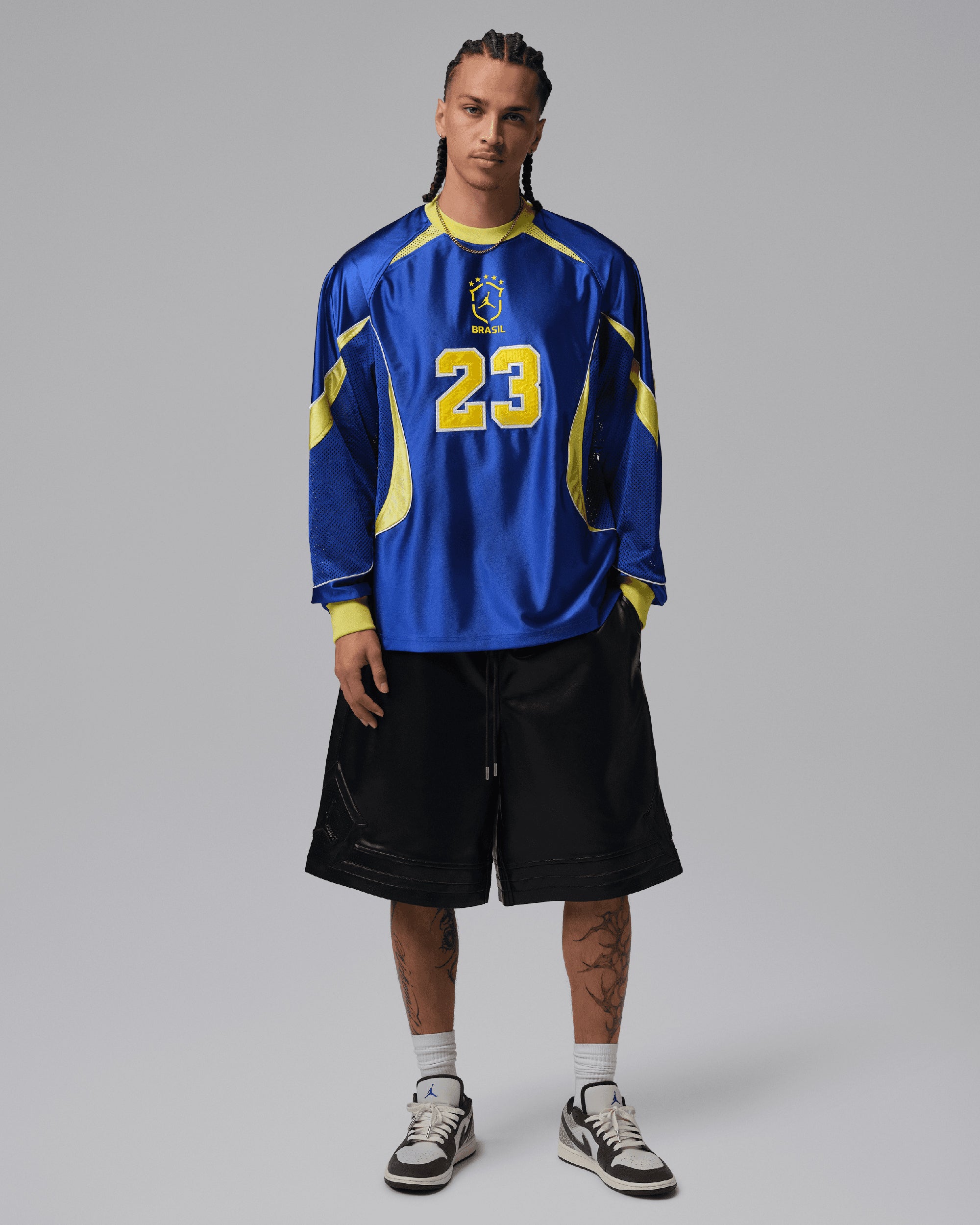 T-Shirts Jordan Brasil Goalkeeper Logo Long-Sleeved Relaxed Men's Jersey T-Shirt - IF3900-417