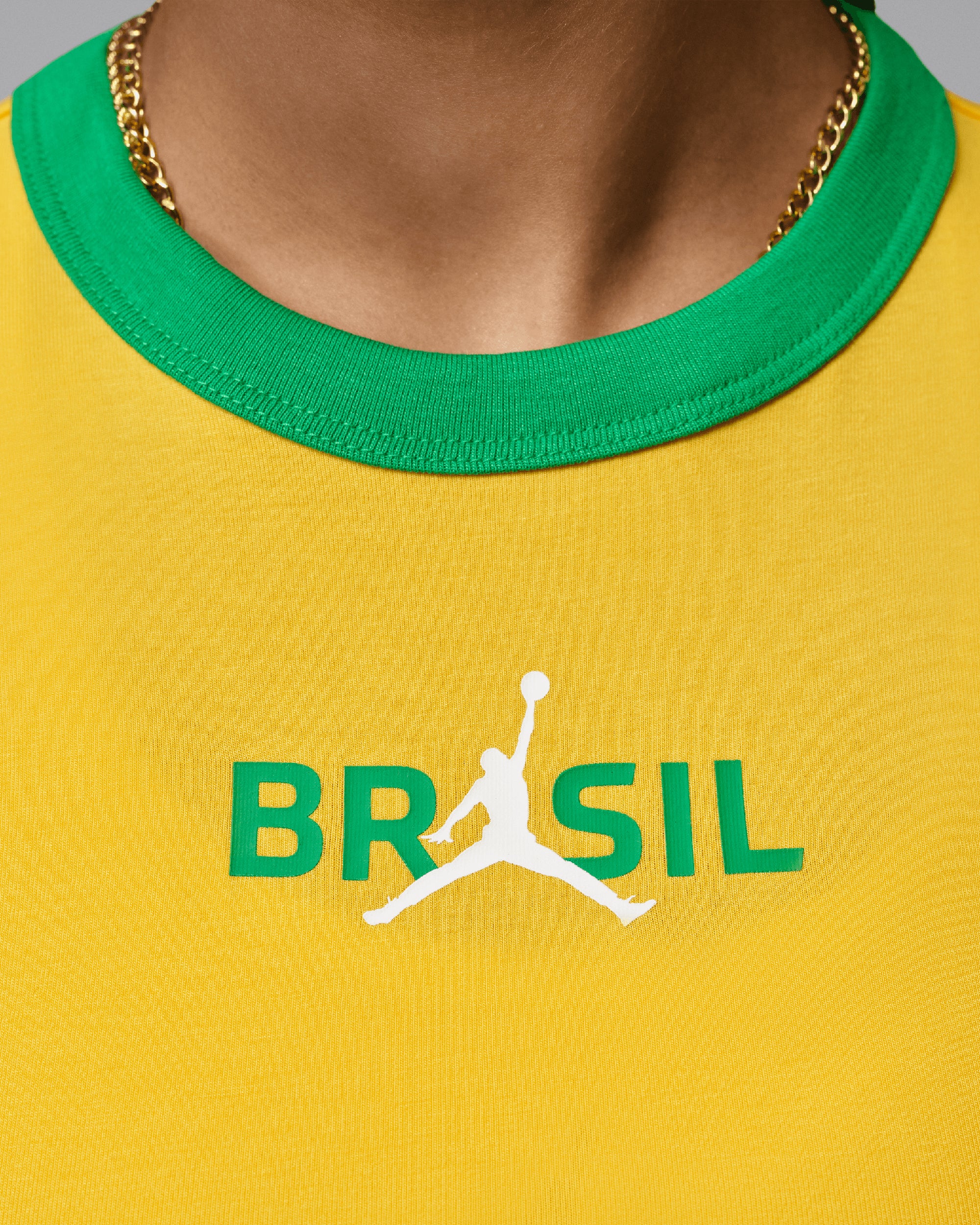 T-Shirts Jordan Brasil Logo Crop Women's T-Shirt - IF3926-741