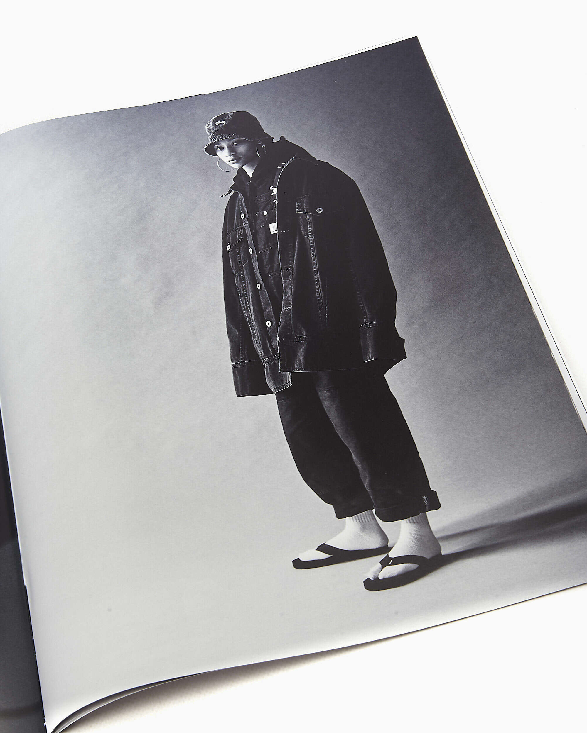 Books Magazines IDEA Jean by Alastair McKimm - IDEA-HO21-11