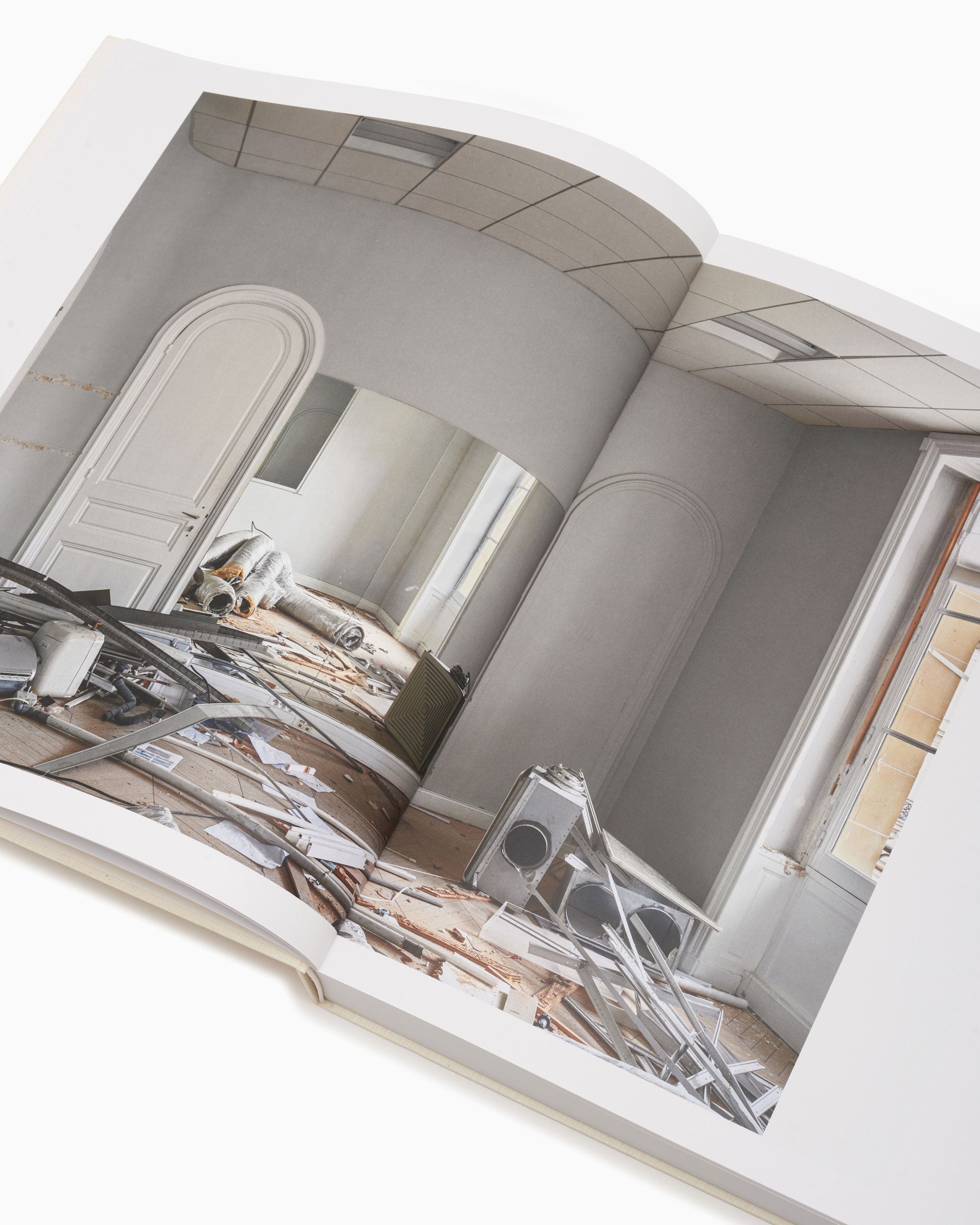 Books Magazines Rizzoli Dior Metamorphosis - 9780847872695
