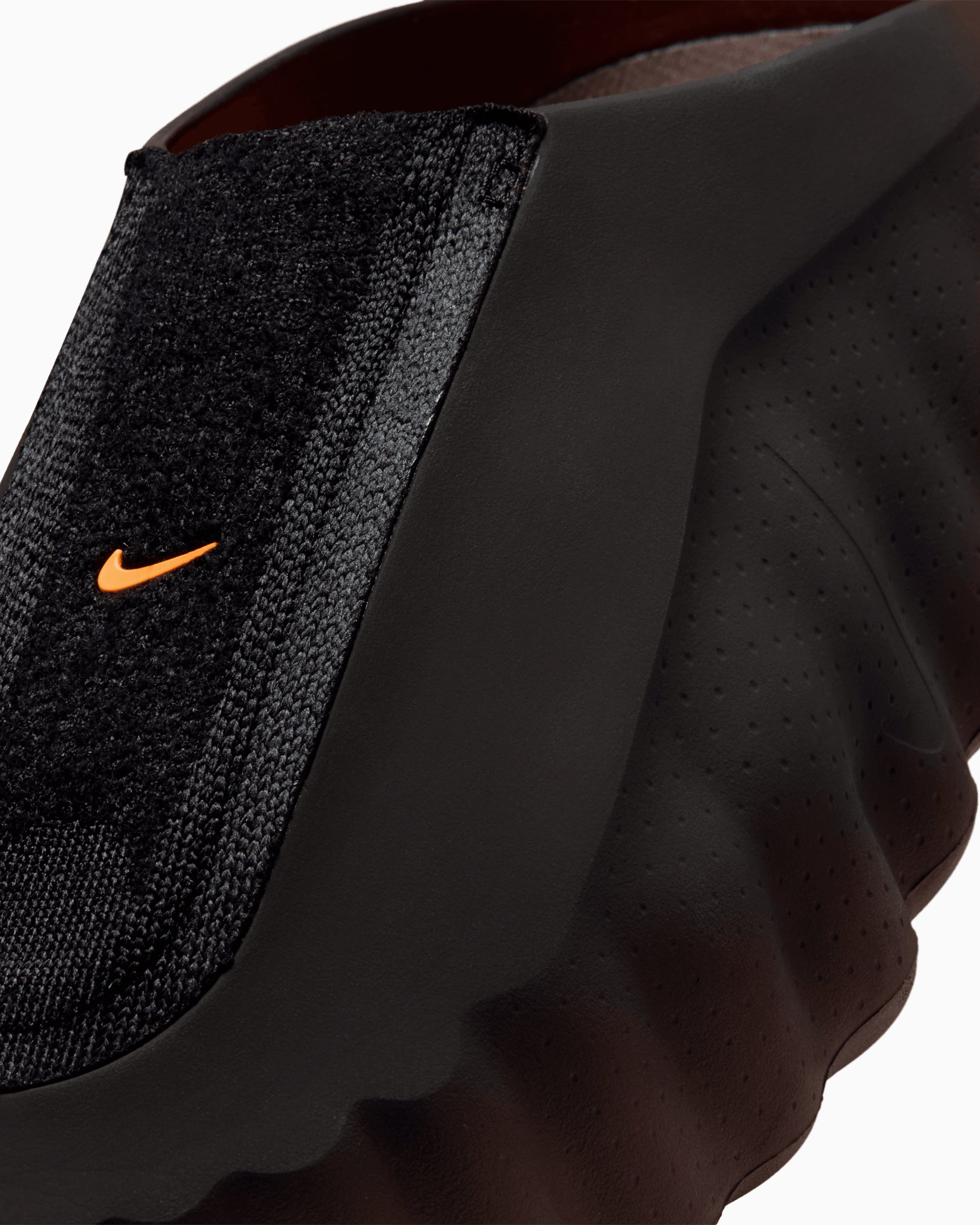 Nike Mind 001 
