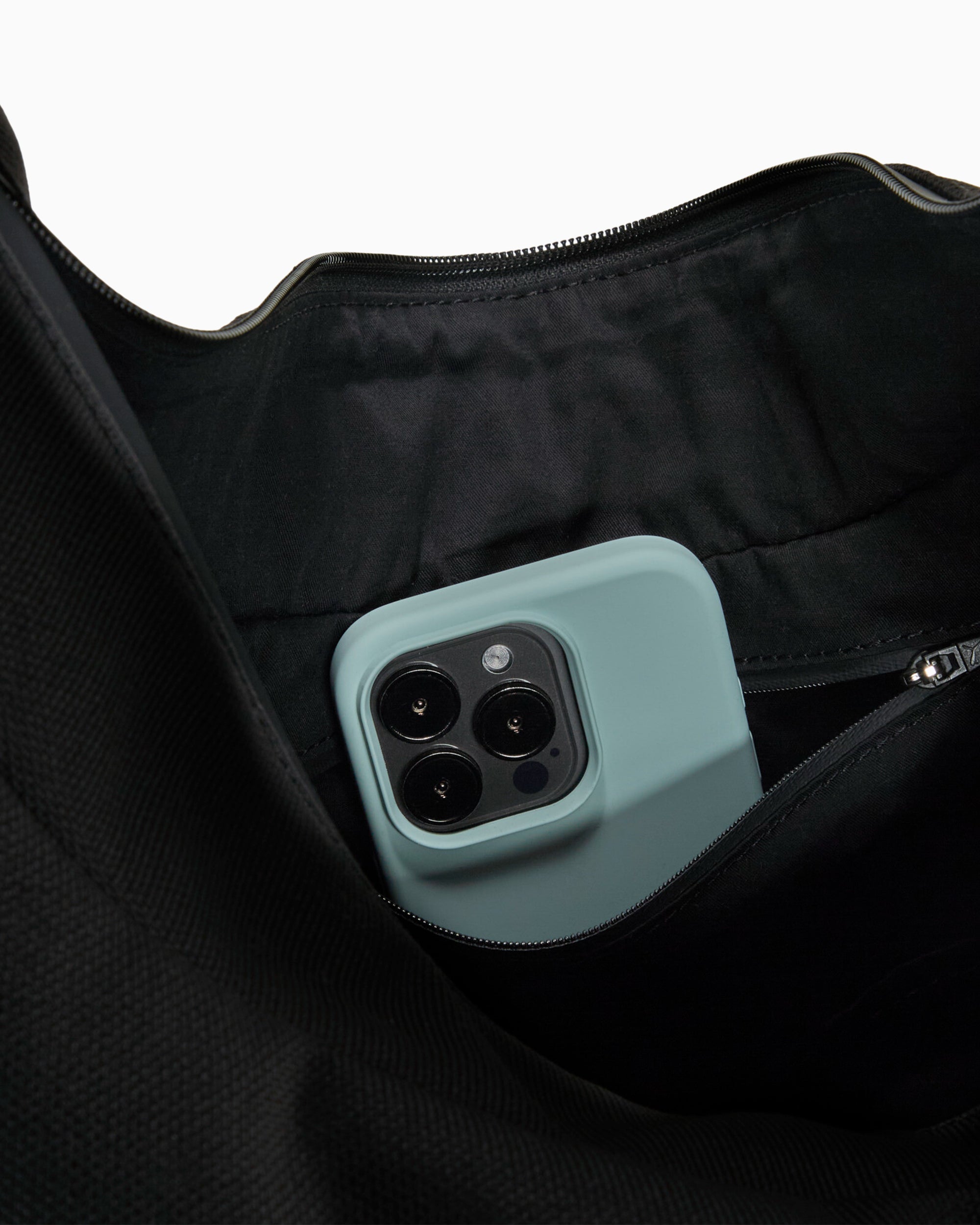 Handbags Puma x San San Gear Crossbody Unisex Shoulder Bag - 091820-01