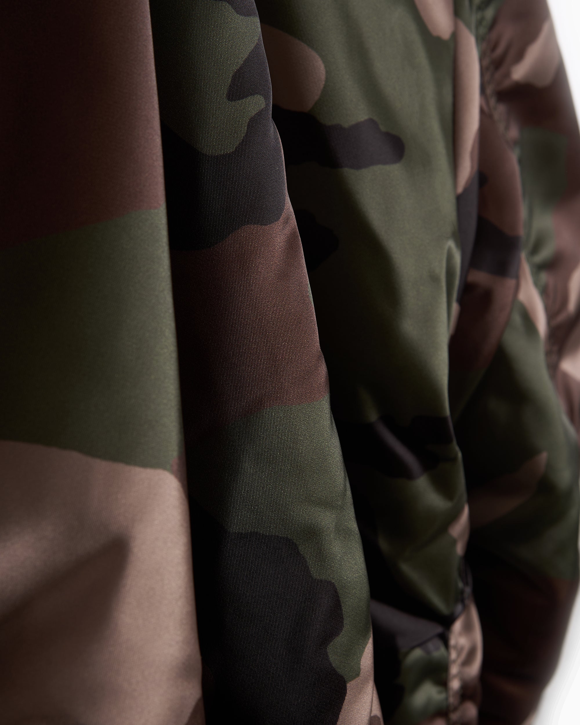 Jackets Coats Alpha Industries MA-1 Base Flight Camo Men's Bomber - 756111C-408
