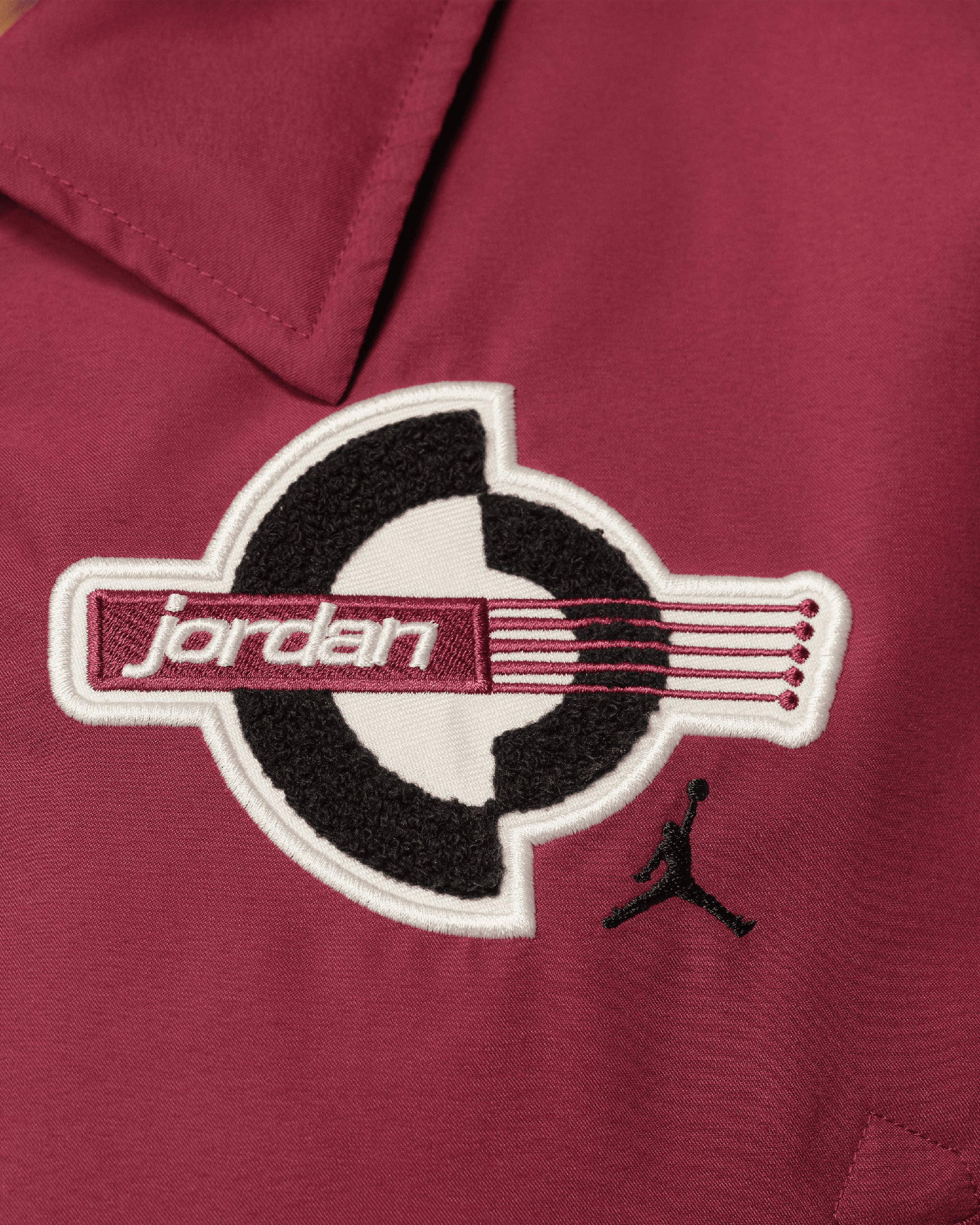 Jackets Coats Jordan Brooklyn Therma-FIT Logo Boxy Women's Varsity Jacket - HV0403-677