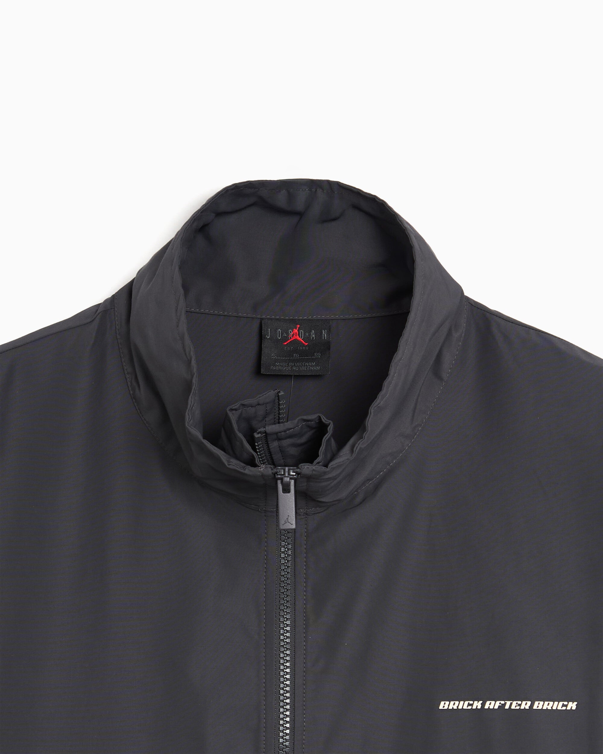 Jackets Coats Jordan x Nigel Sylvester Bike "Brick After Brick" Logo Relaxed Men's Windbreaker - IQ8150-060