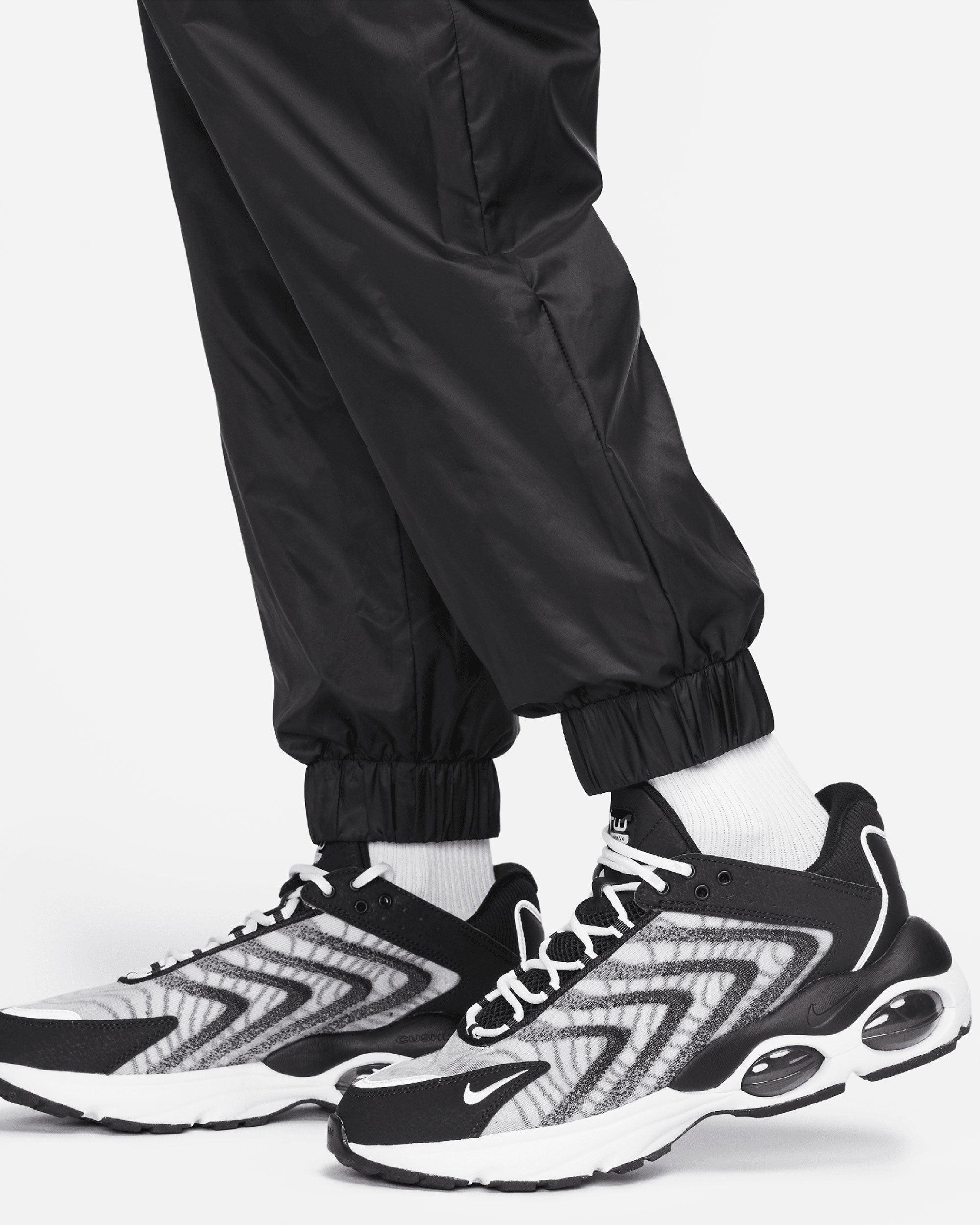 Pants Nike Tech Men's Lined Woven Pants Men's Joggers - FB7911-010