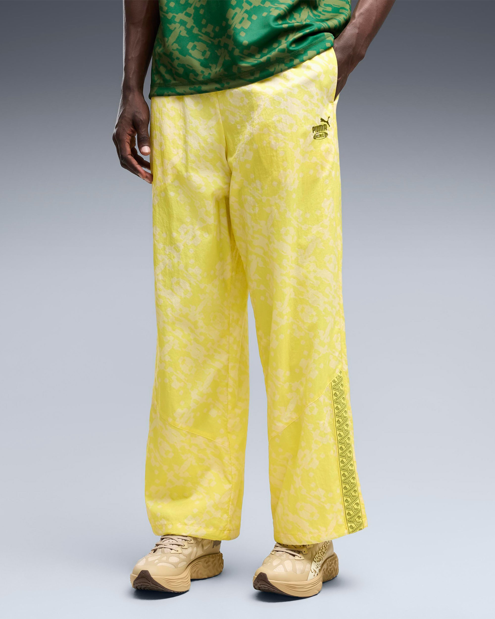 Pants Puma x Salehe Bembury x Senegal "King" Relaxed Men's Track Pants - 635136-36