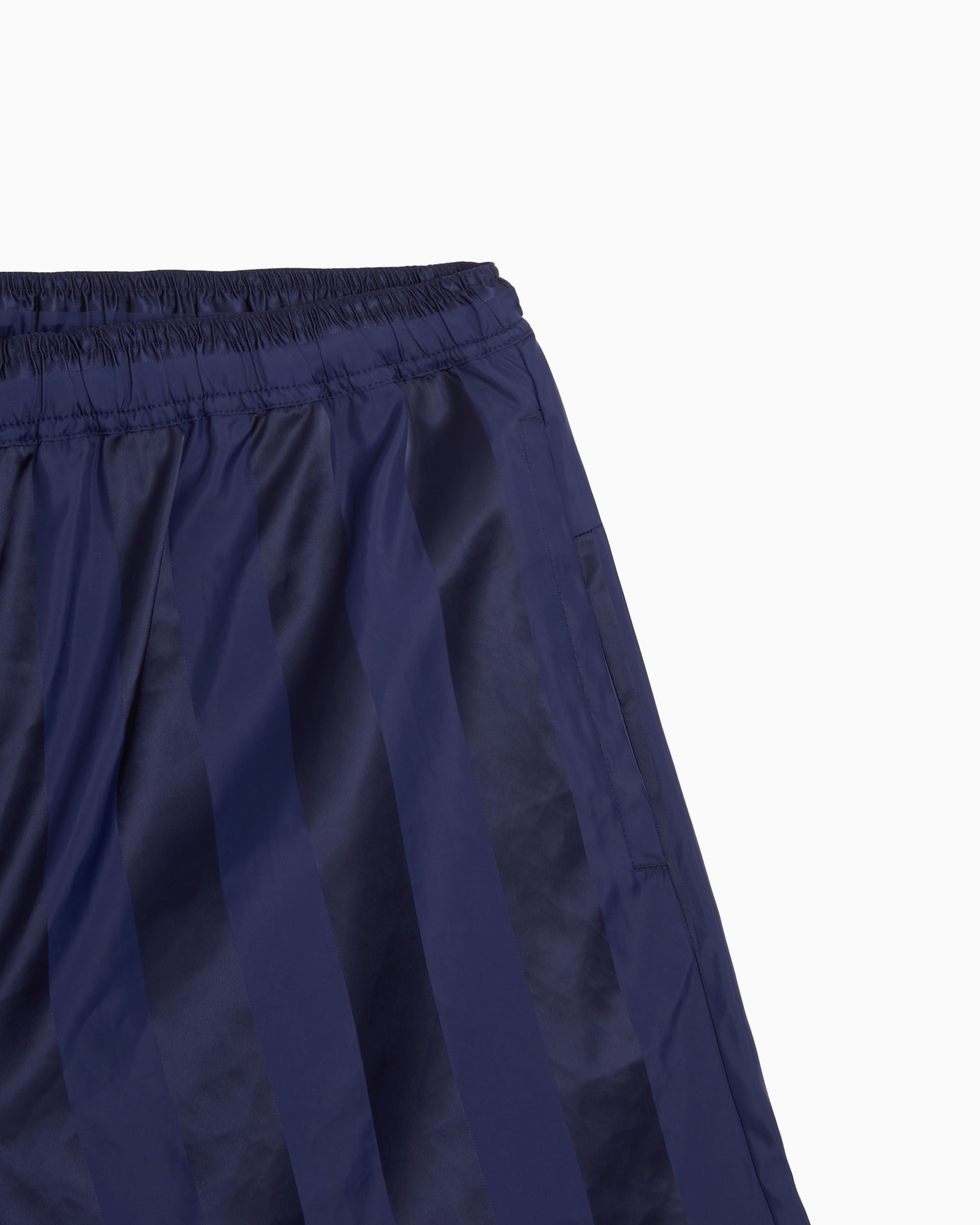 Shorts Carhartt WIP x F.C. Real Bristol Unisex Shorts - A261048-01XX