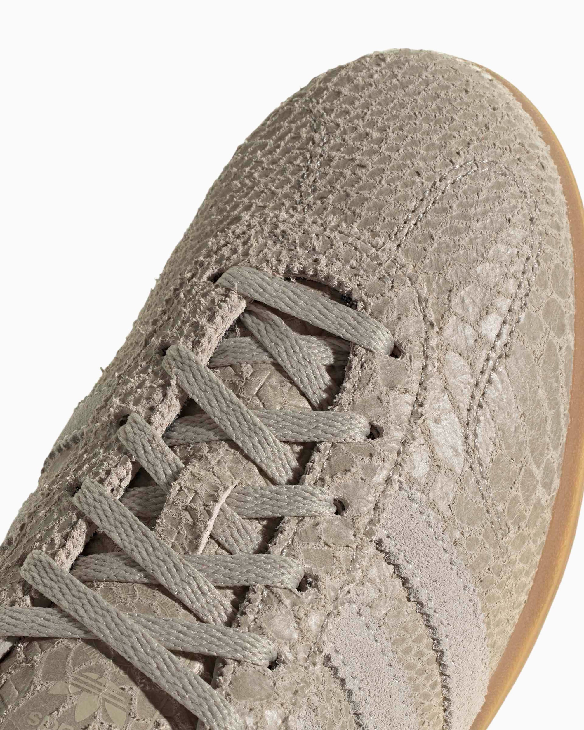 Sneakers adidas Originals Women's Gazelle Lo Pro - KI3579